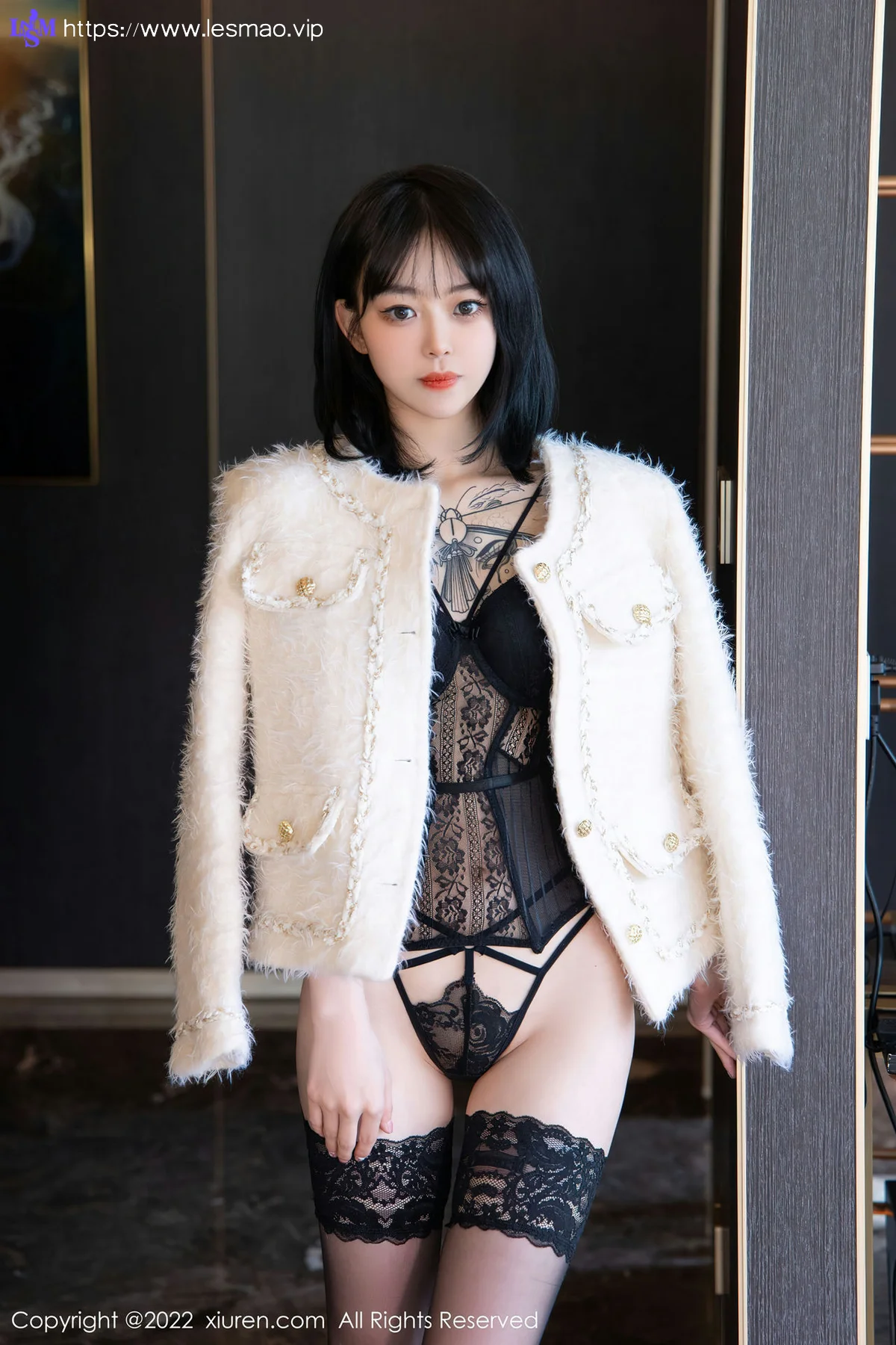 XiuRen 秀人 No.4700 诱人黑丝 奶瓶. 性感写真1 - 11