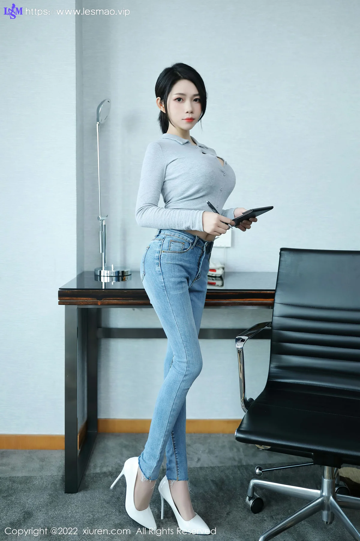 XiuRen 秀人 No.4711 新人模特 娜娜子呀 性感写真 - 13