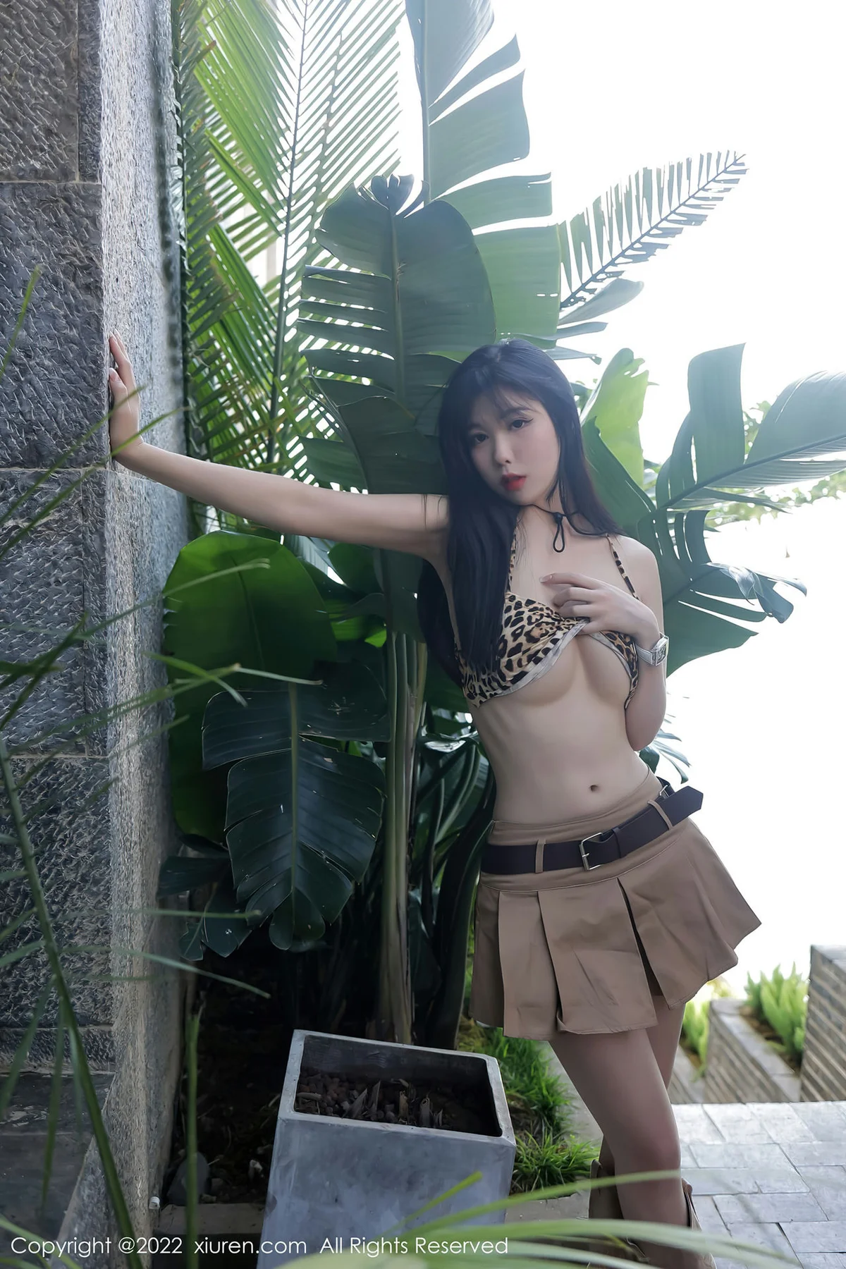 XiuRen 秀人 No.4715 美腿短裙 李雅柔182CM 大理旅拍 - 22