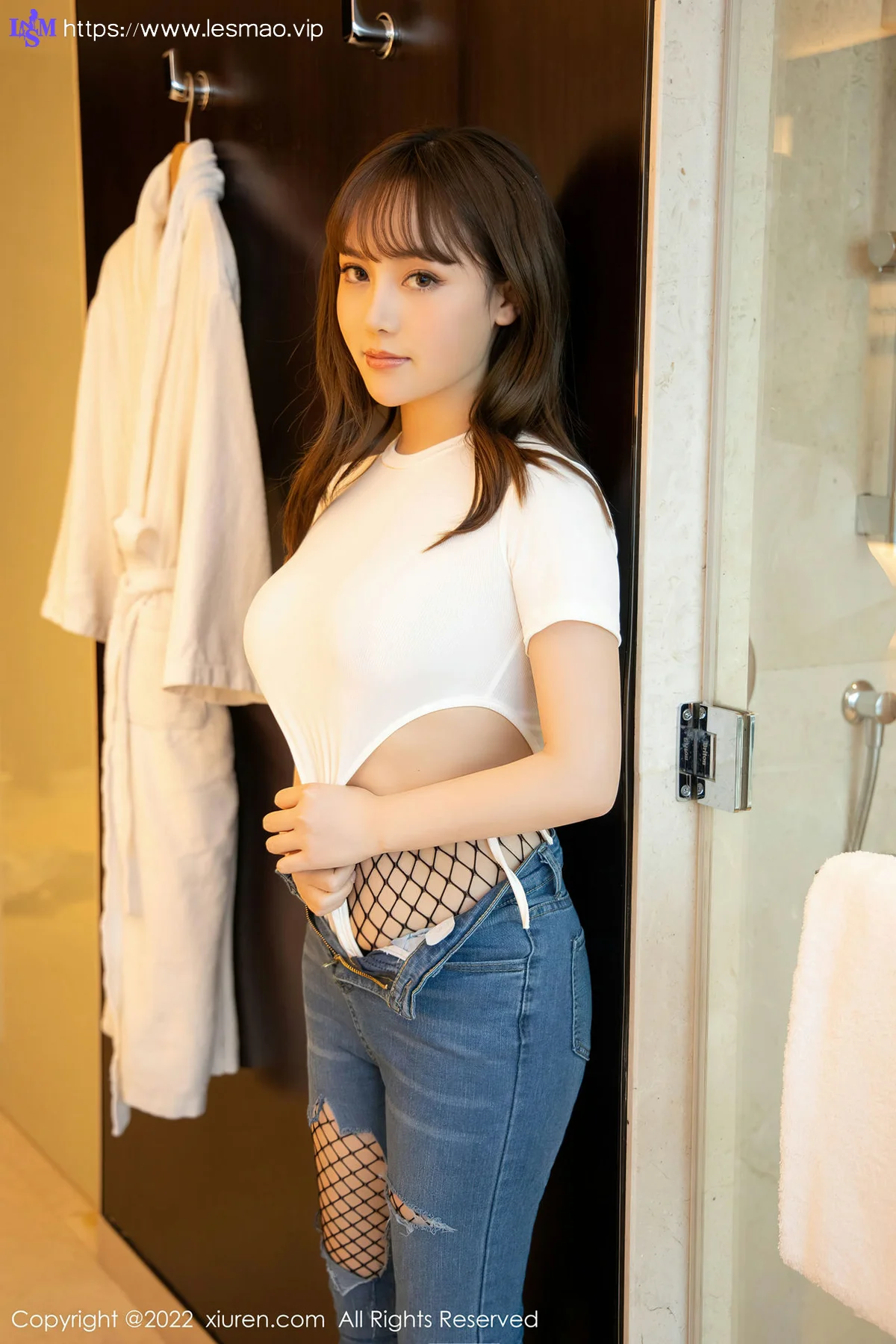 XiuRen 秀人 No.4729 轻透收身上衣 豆瓣酱 性感写真1 - 16