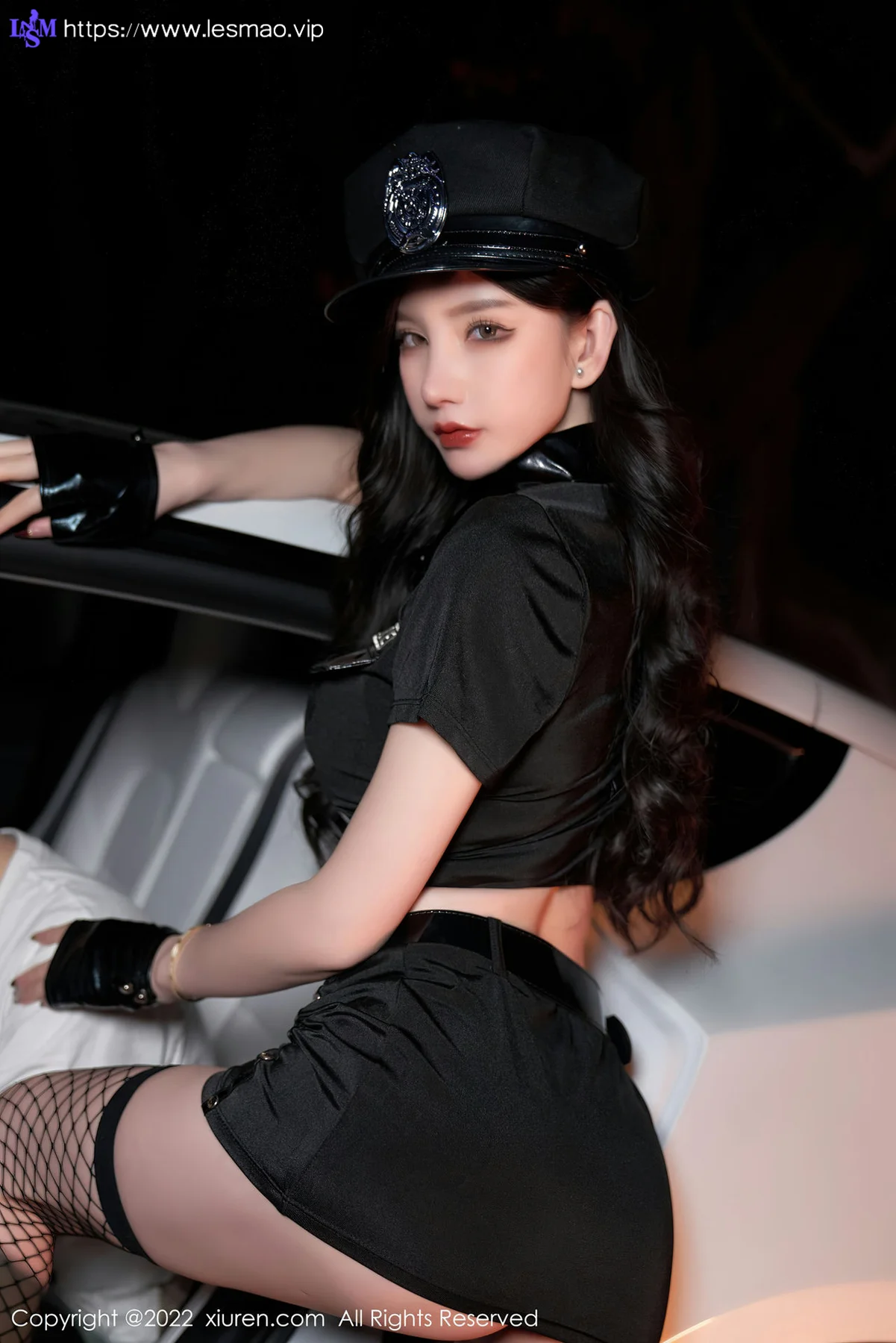 XiuRen 秀人 No.4741 女警官巡逻 周于希Sally 性感写真111 - 39