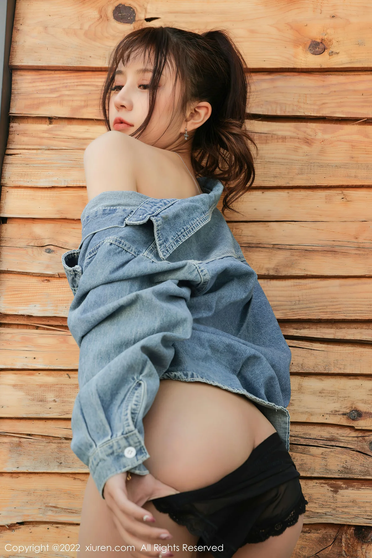 XiuRen 秀人 No.4804 户外爆乳 tina_甜仔 大理旅拍 - 31