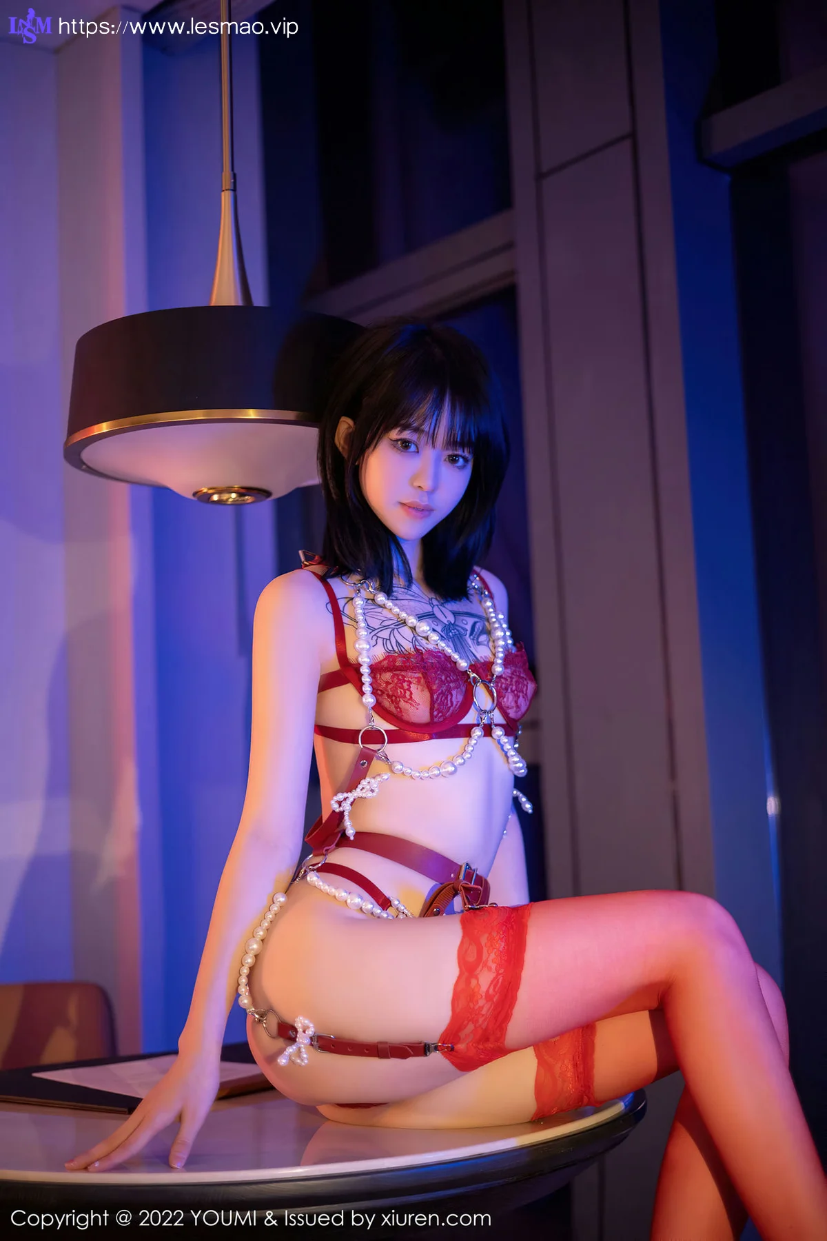 XiuRen 秀人 No.4805 红色丝袜丝 奶瓶. 性感写真 - 30