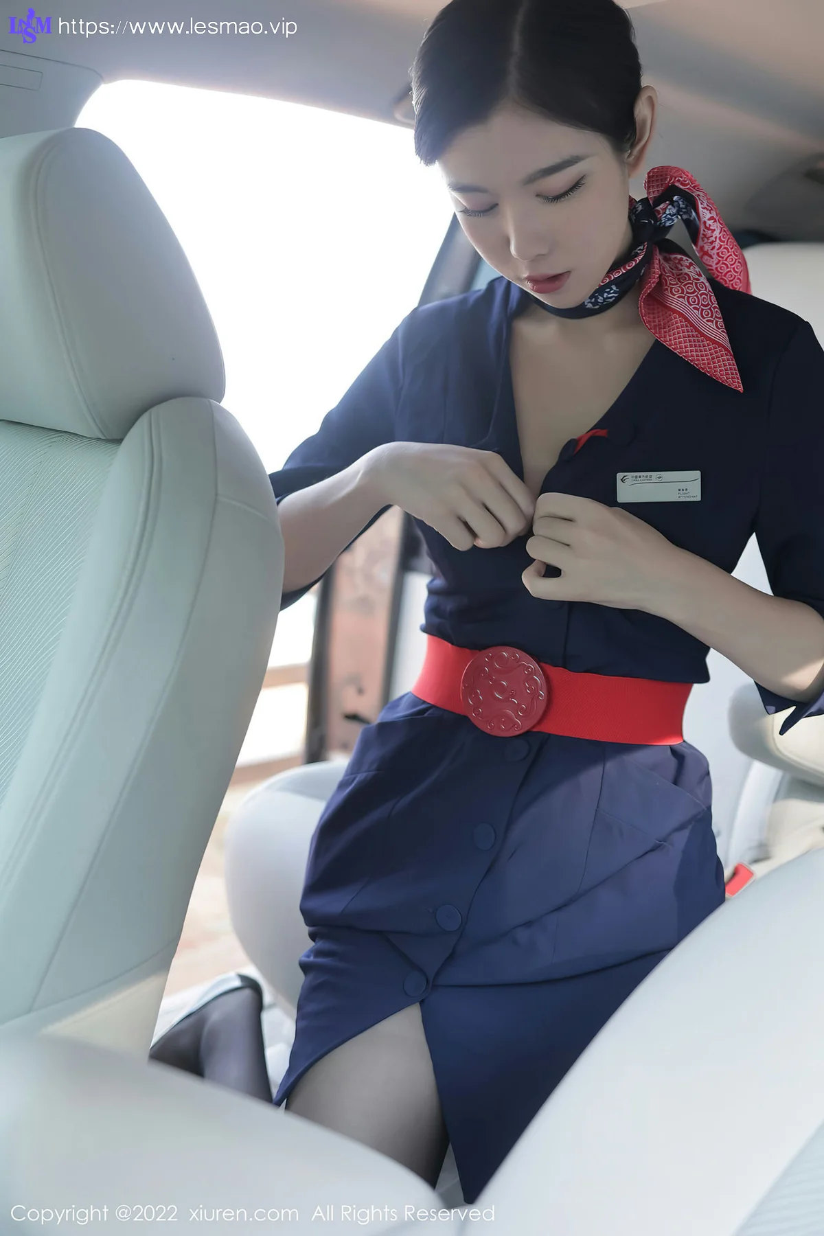 XiuRen 秀人 No.4809 空姐制服 李雅柔182CM 大理旅拍3 - 11