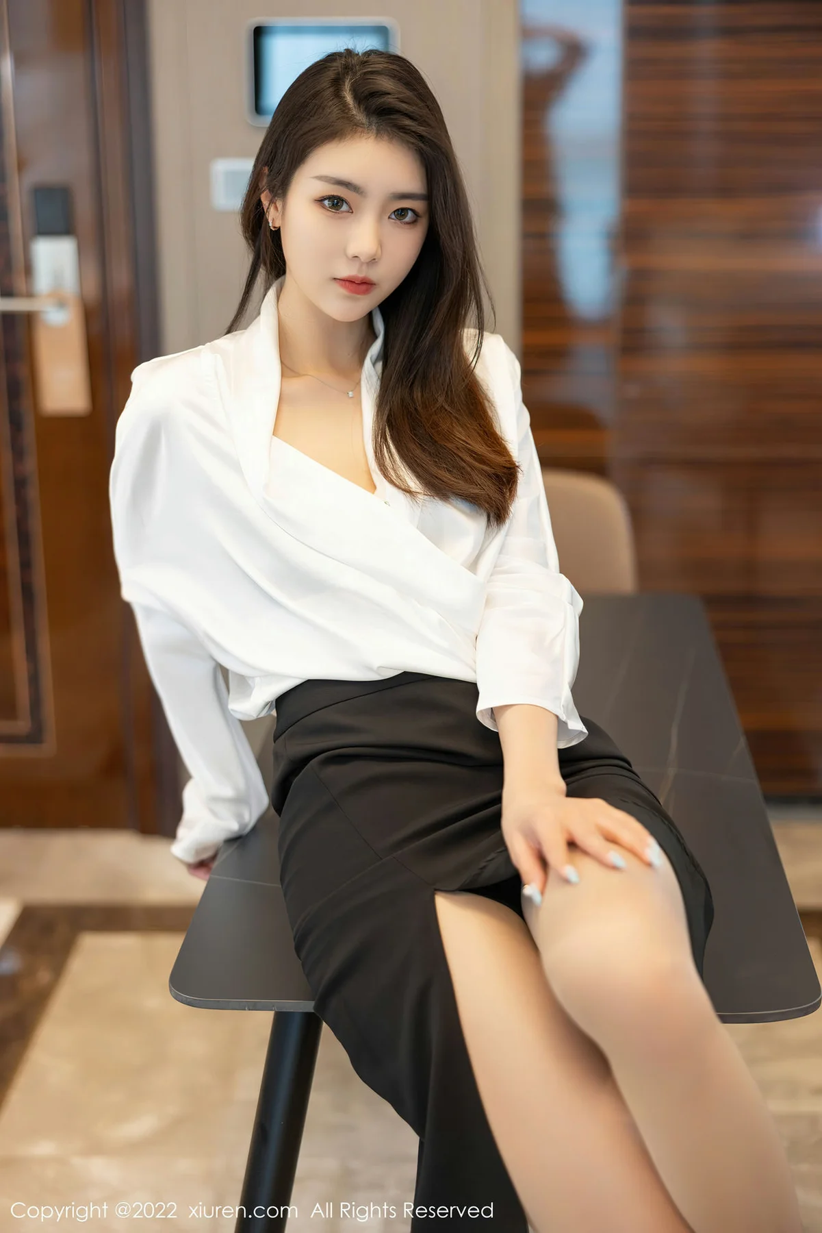 XiuRen 秀人 No.4869 妩媚十足 可樂Vicky 性感写真22 - 29