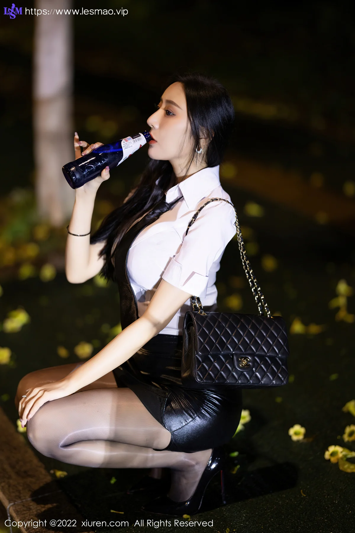 XiuRen 秀人 No.4879 魅惑黑丝 王馨瑶yanni 性感写真1 - 11