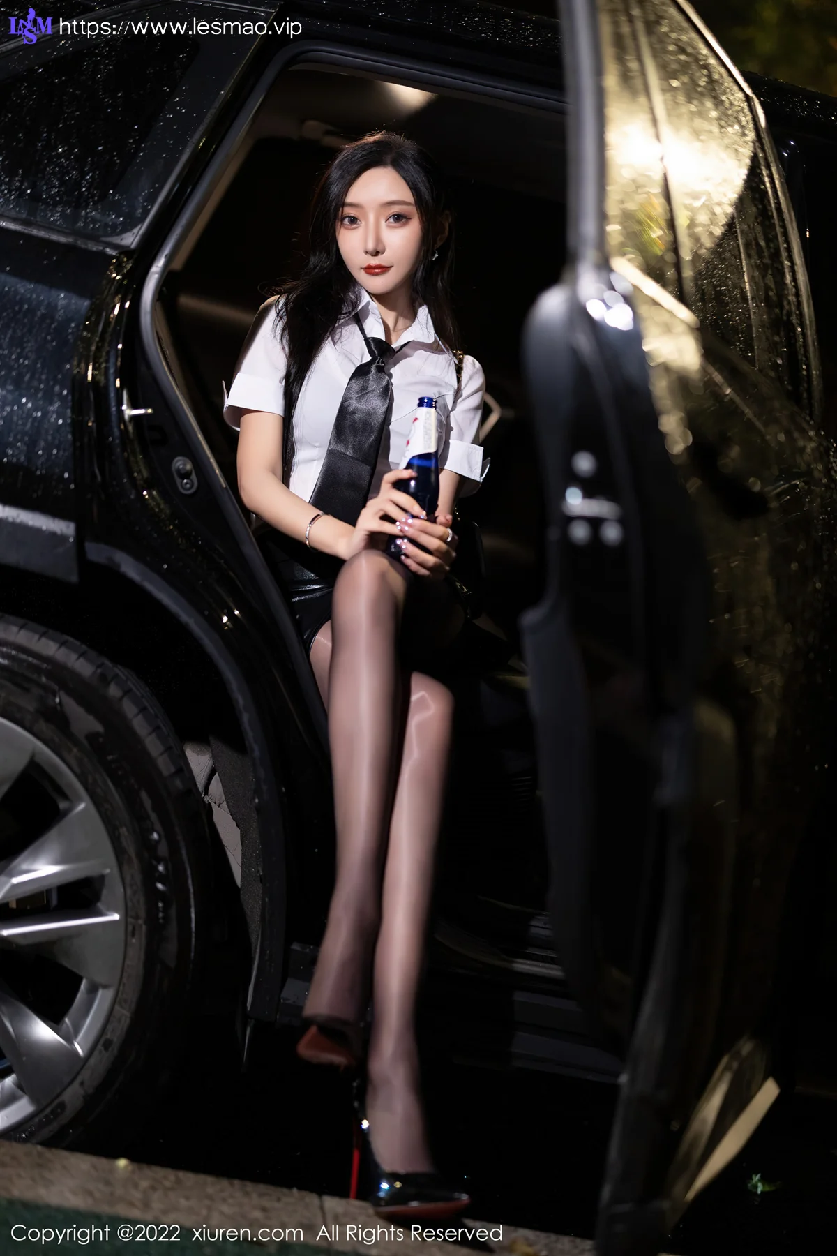 XiuRen 秀人 No.4879 魅惑黑丝 王馨瑶yanni 性感写真1 - 17