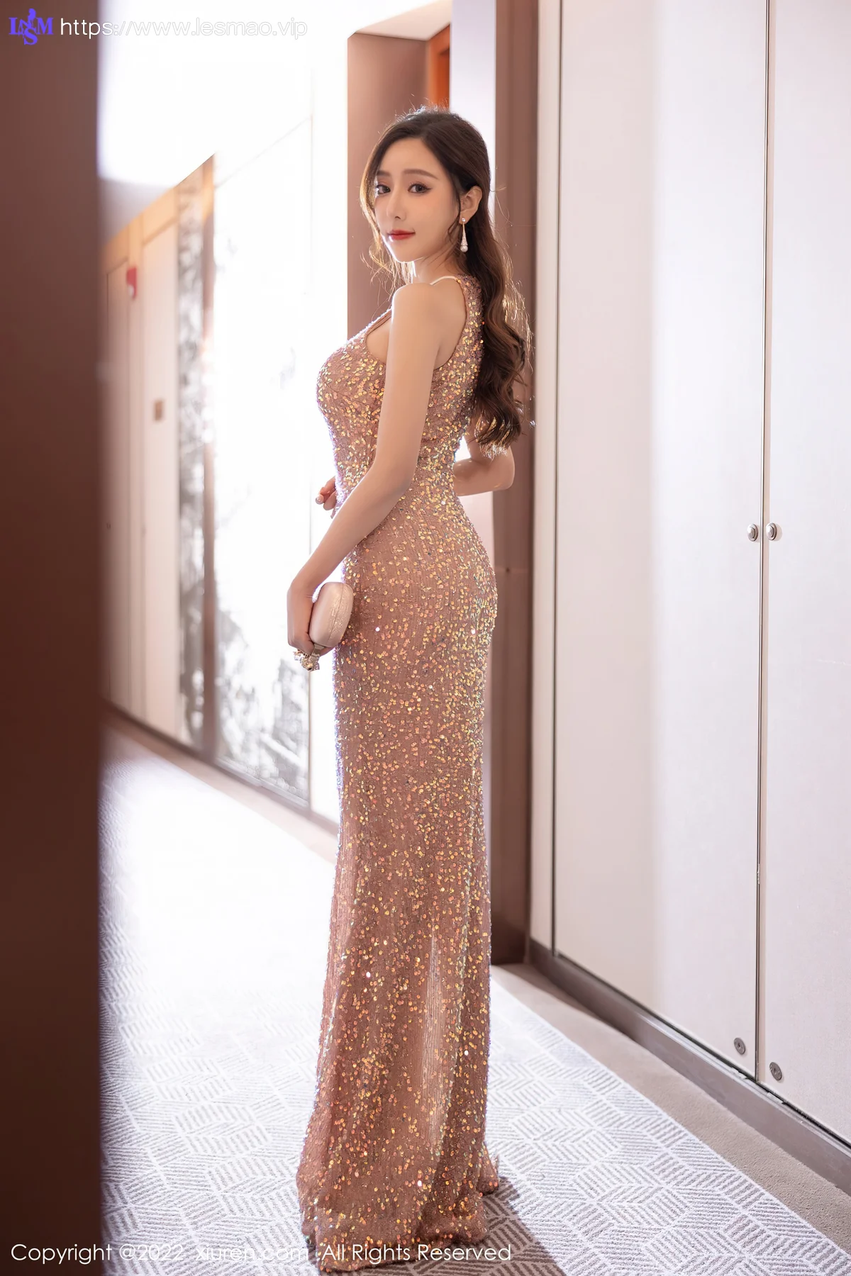 XiuRen 秀人 No.4883 连衣长裙 王馨瑶yanni 性感写真1 - 16