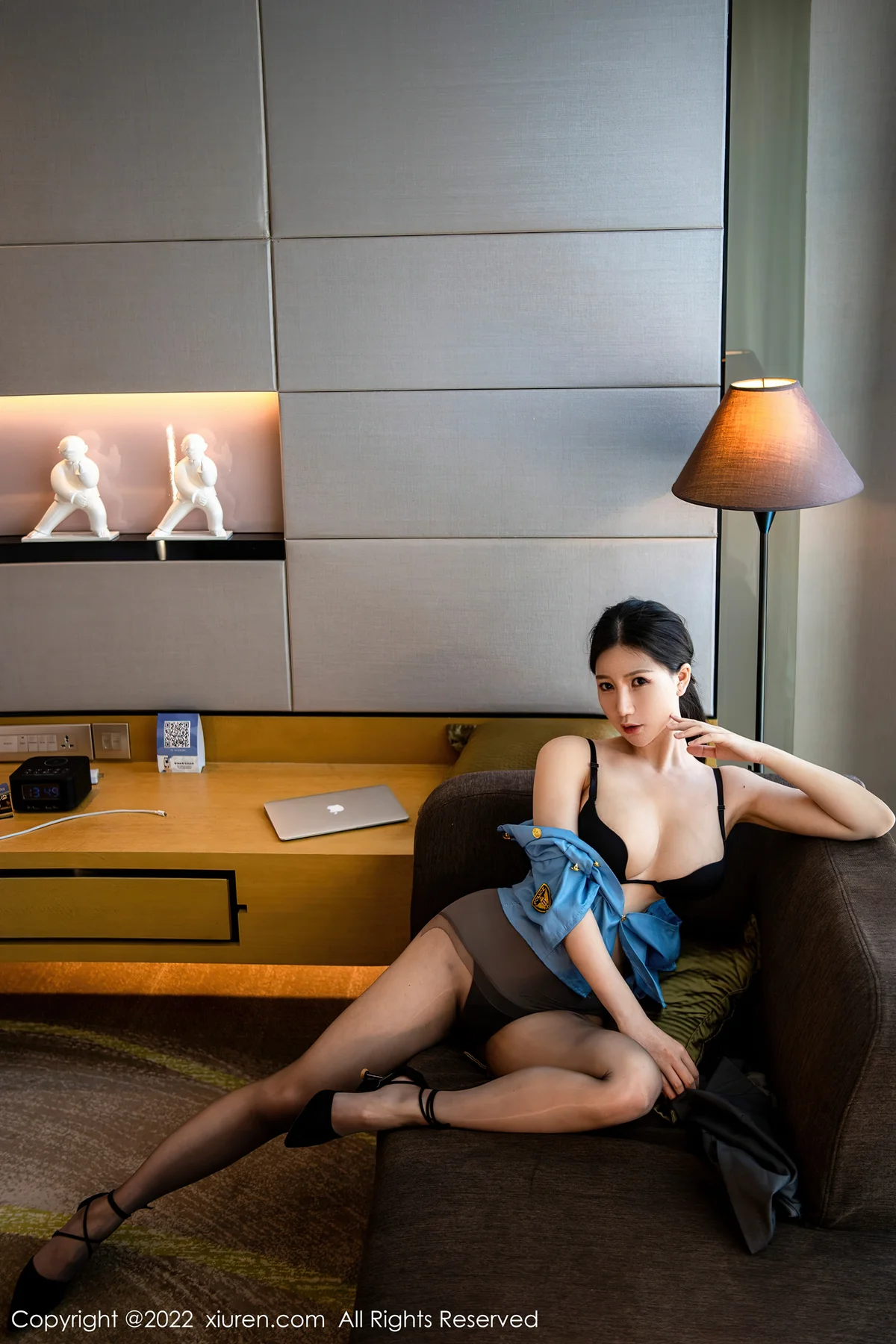 XiuRen 秀人 No.4887 修长美腿 顾乔楠Cora 性感写真 - 42