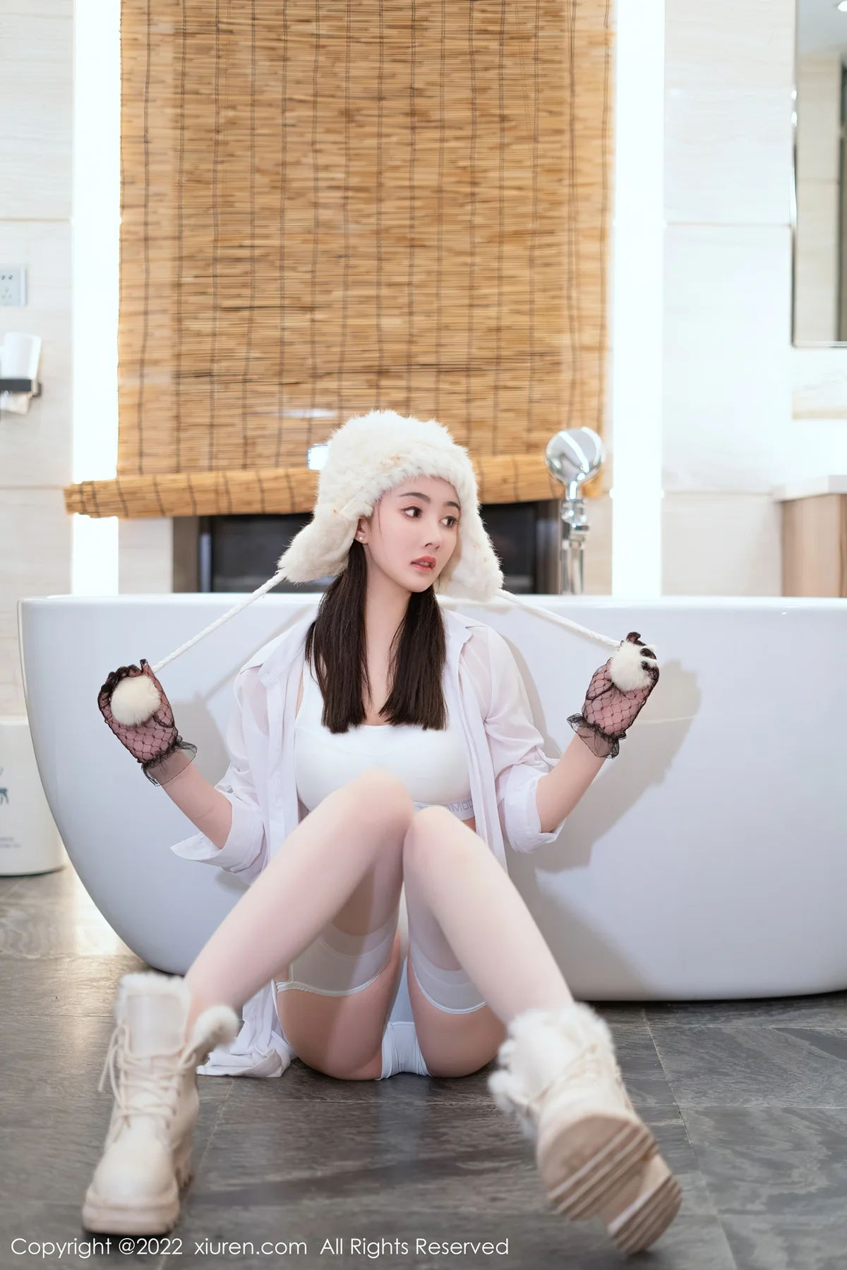 XiuRen 秀人 No.4906 简约白色毛衣 summer宝宝 性感写真 - 24