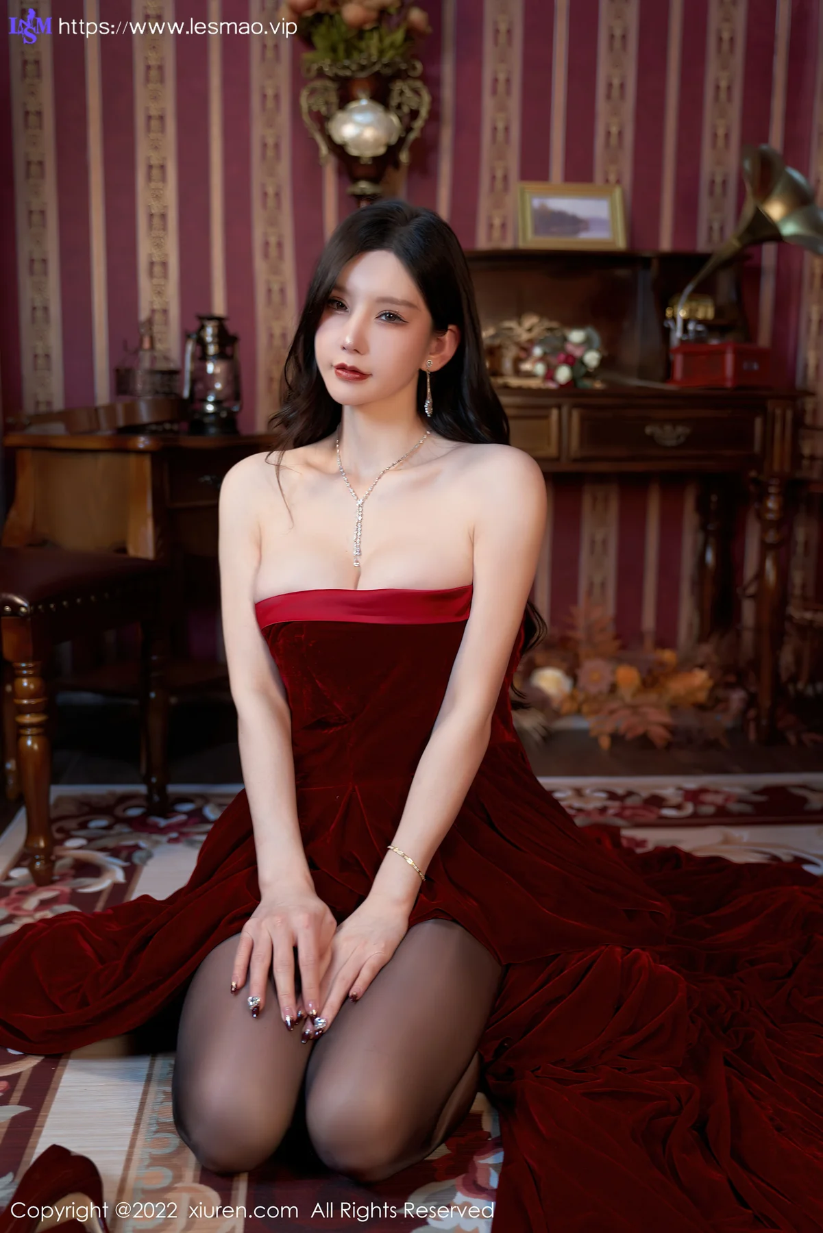 XiuRen 秀人 No.4909 材绝美妩媚 周于希Sally 三亚旅拍写真111 - 56