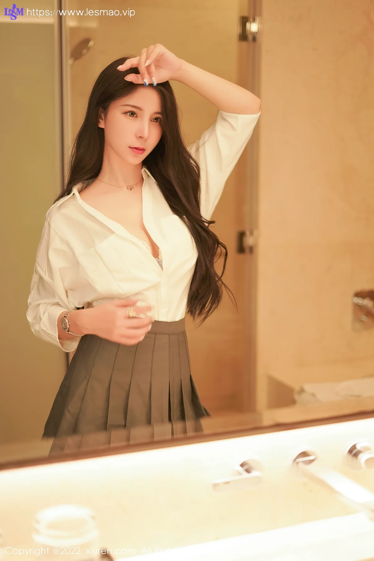 XiuRen 秀人 No.4918 灰色短裙 小蛮妖Yummy 性感写真22 - 24