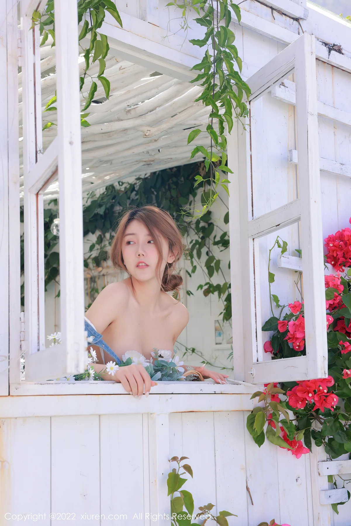 XiuRen 秀人 No.4922 吊带短裙 sugar糖酒酒 首套写真1 - 39