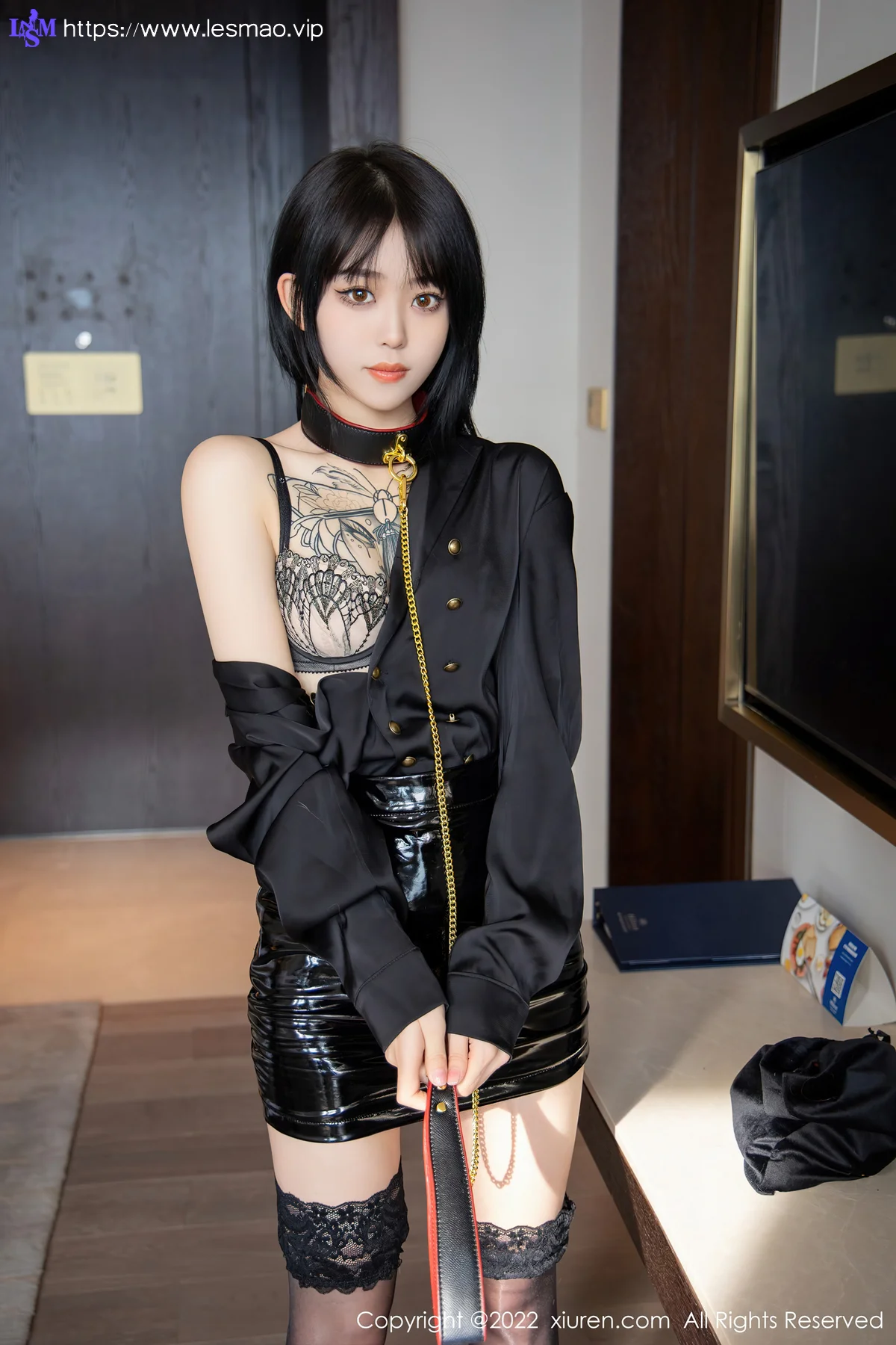 XiuRen 秀人 No.4927 黑色蕾丝内衣 奶瓶. 性感写真1 - 21