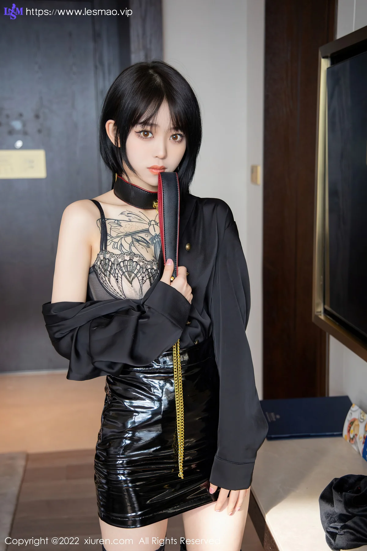 XiuRen 秀人 No.4927 黑色蕾丝内衣 奶瓶. 性感写真1 - 22