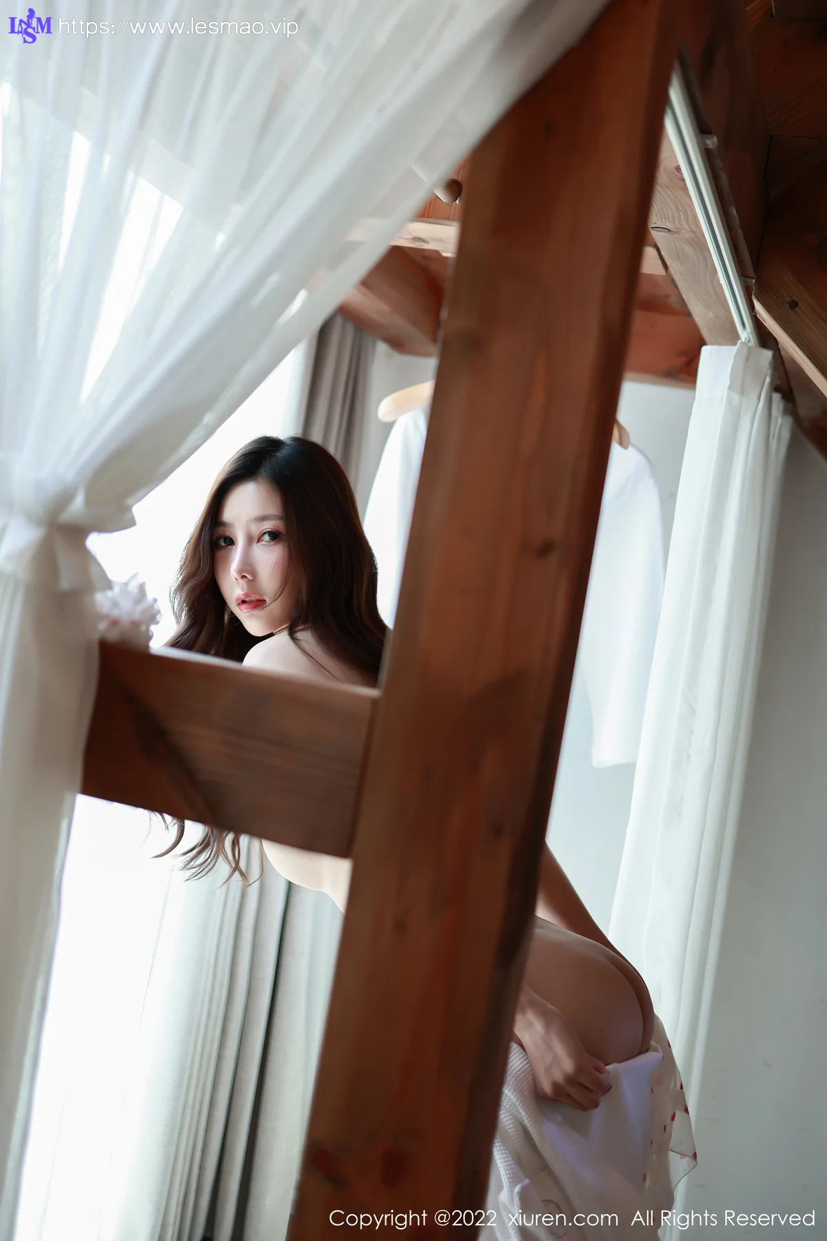 XiuRen 秀人 No.4932 白色睡袍 尹甜甜 性感写真33 - 32