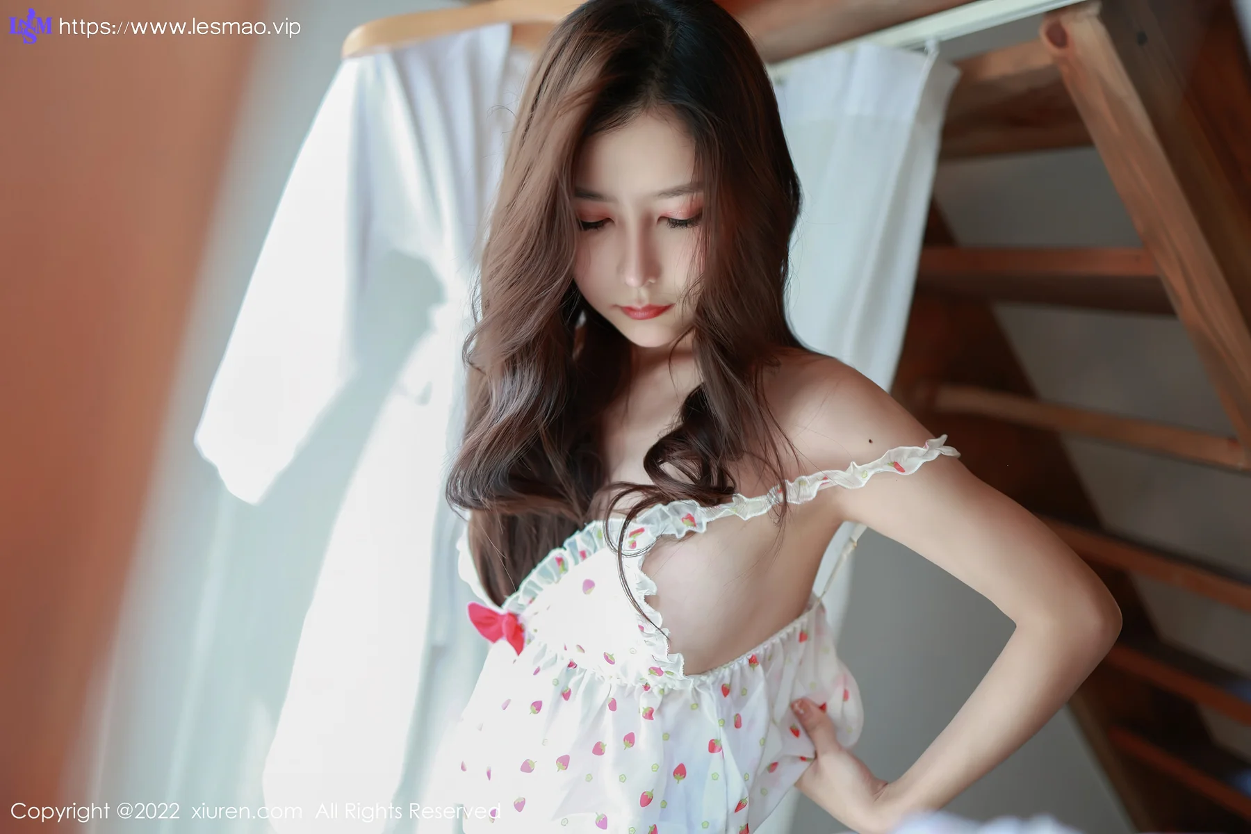XiuRen 秀人 No.4932 白色睡袍 尹甜甜 性感写真33 - 41