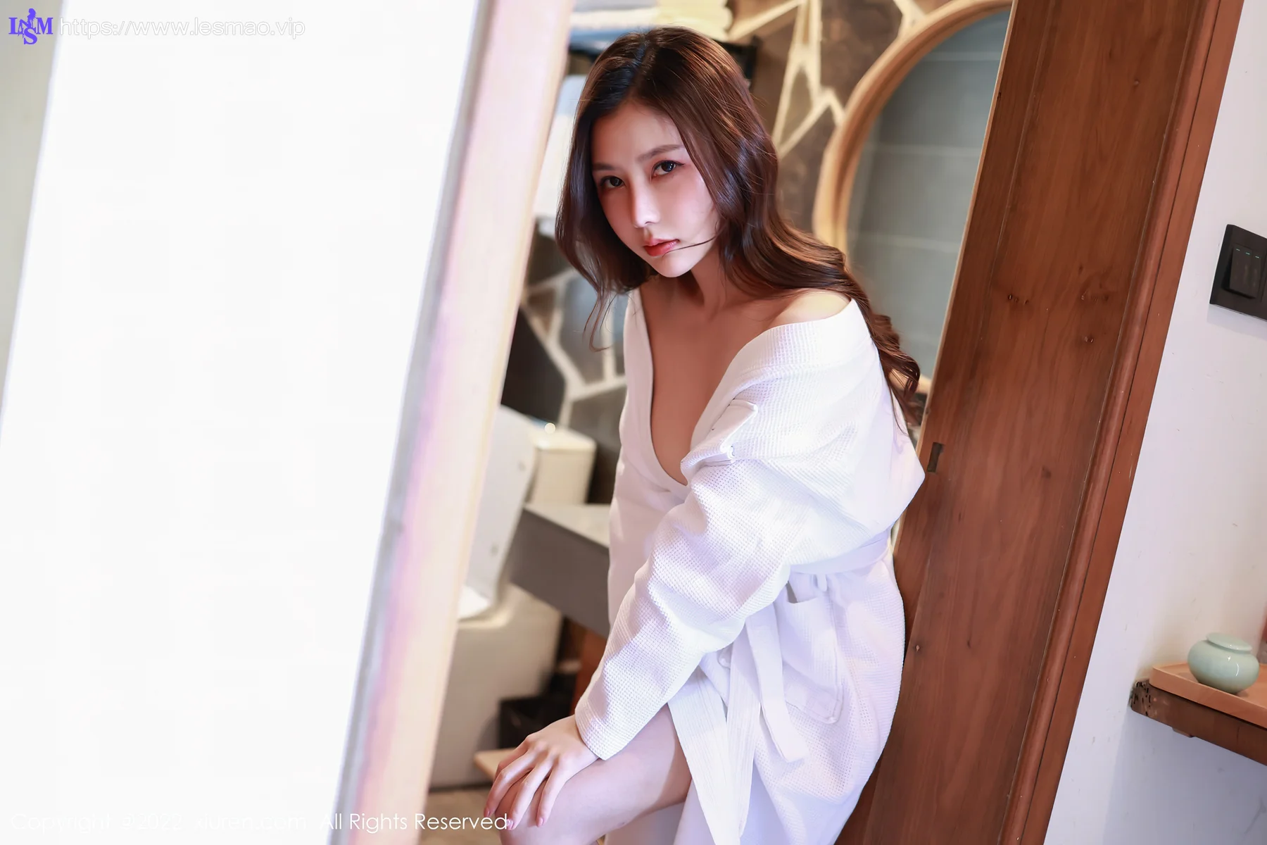 XiuRen 秀人 No.4932 白色睡袍 尹甜甜 性感写真33 - 51