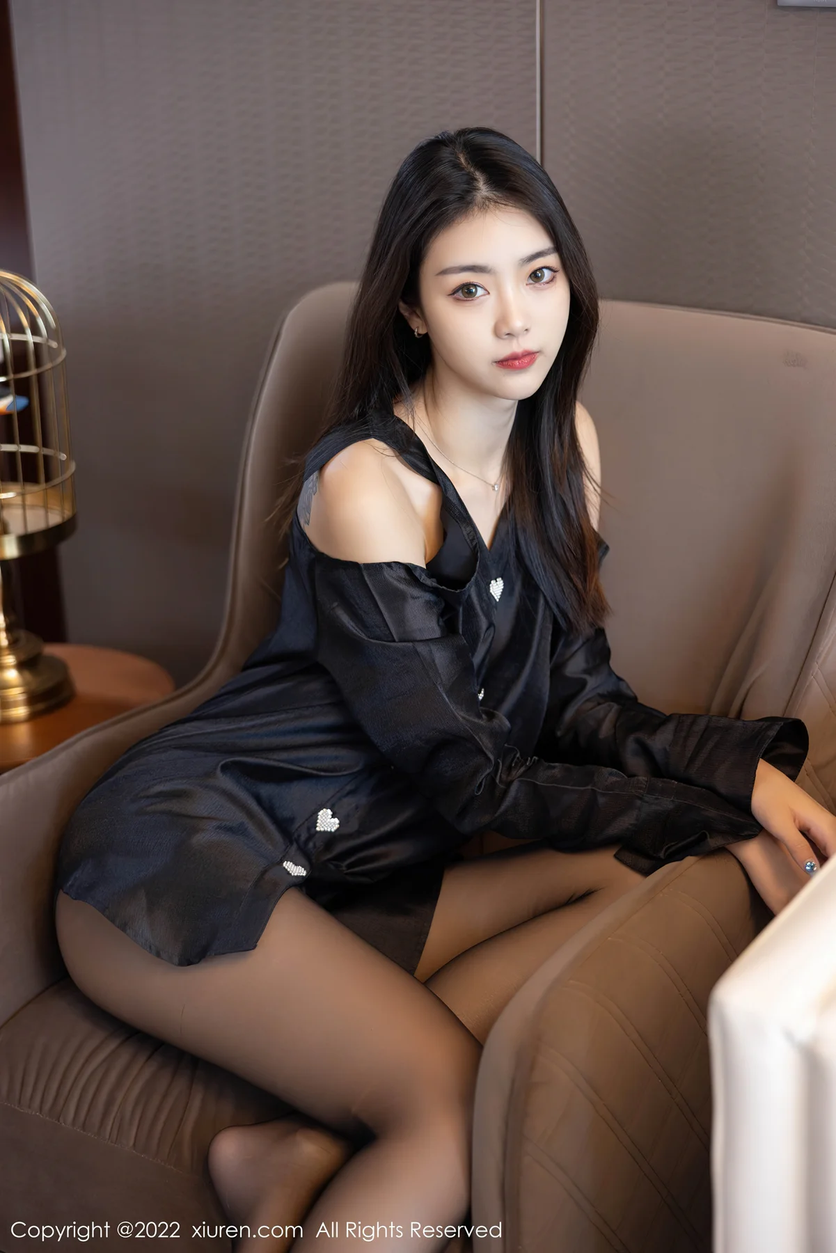 XiuRen 秀人 No.4940 红色吊带裙  可樂Vicky 性感写真33 - 32