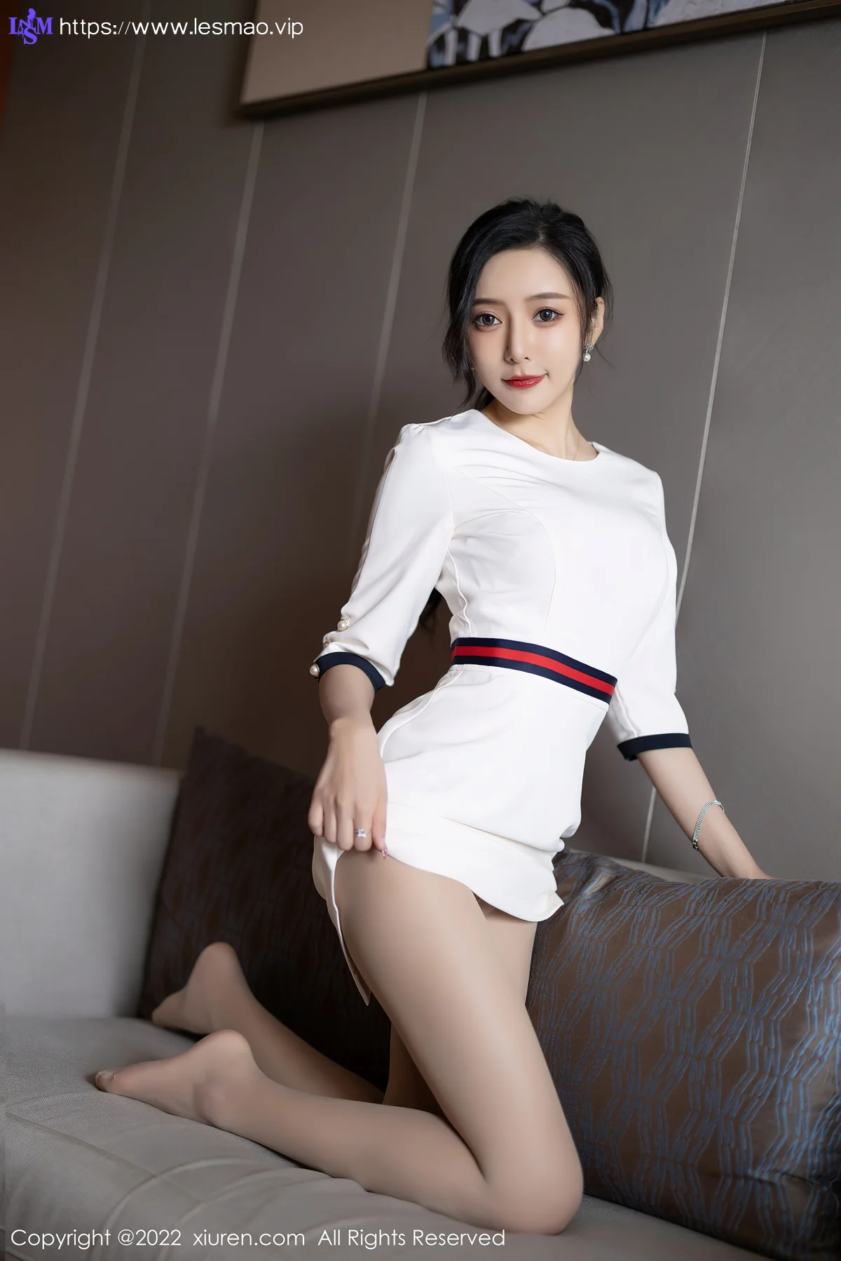 XiuRen 秀人 No.4963 连衣短裙 王馨瑶yanni 性感写真1 - 32