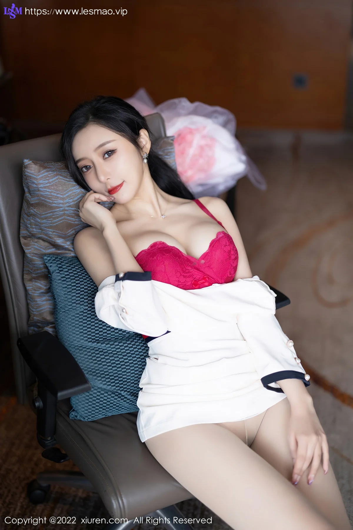 XiuRen 秀人 No.4963 连衣短裙 王馨瑶yanni 性感写真1 - 51