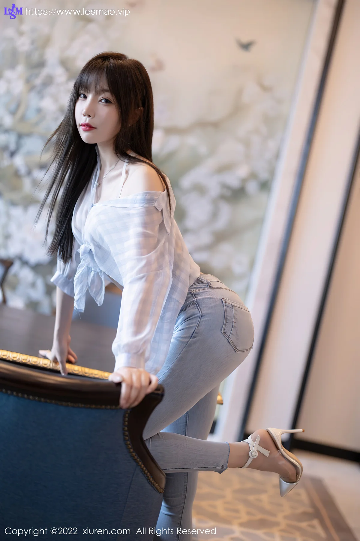 XiuRen 秀人 No.4976 轻透浅格子 芝芝Booty 性感写真3 - 17