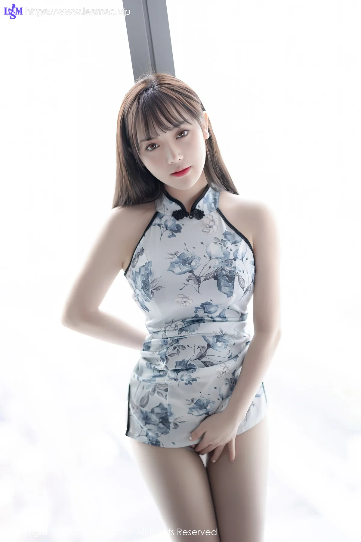 XiuRen 秀人 No.5025 图案旗袍 豆瓣酱 性感写真22 - 23