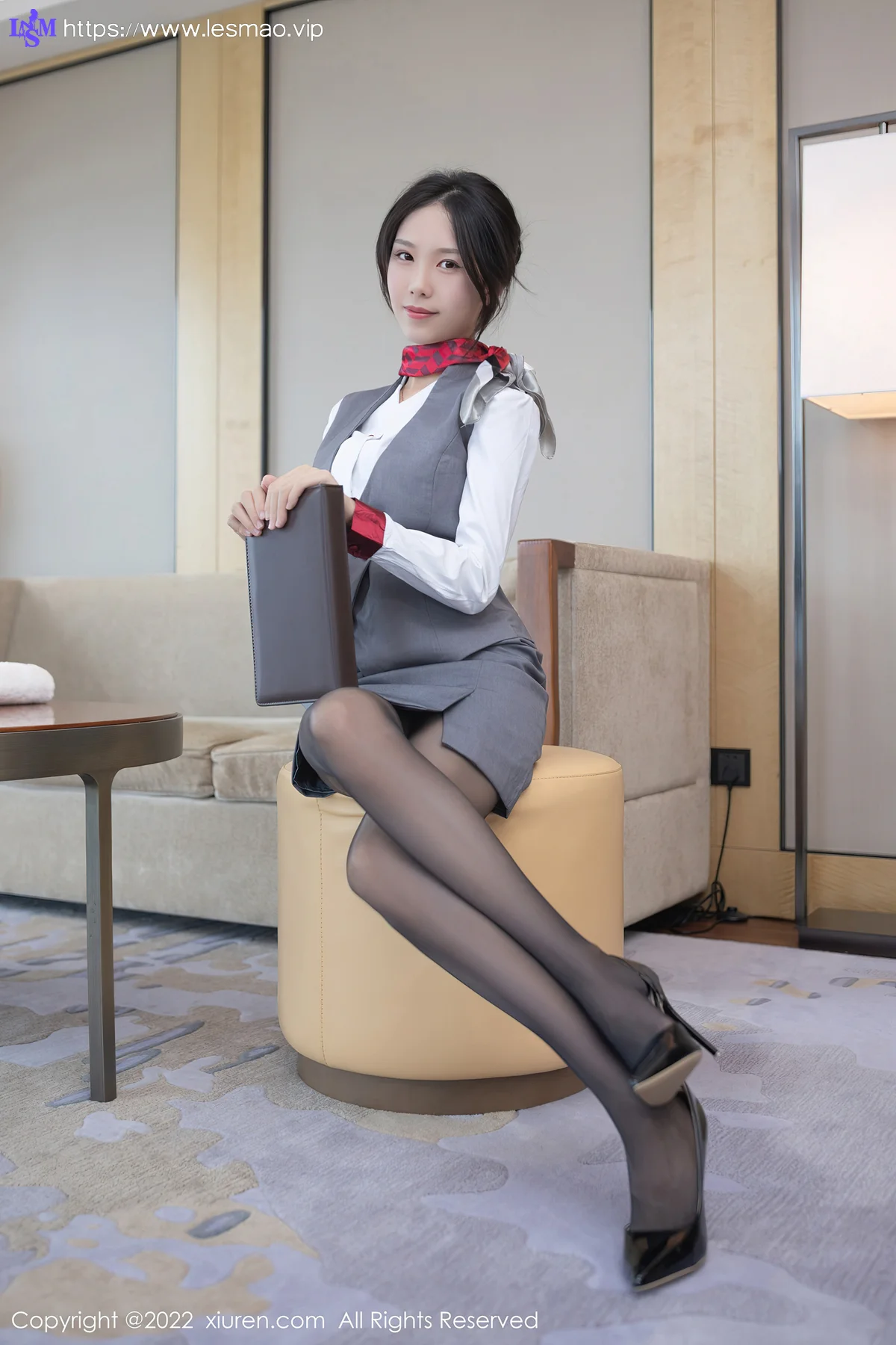 XiuRen 秀人 No.5027 空姐制服拍摄 利世 性感写真1 - 15