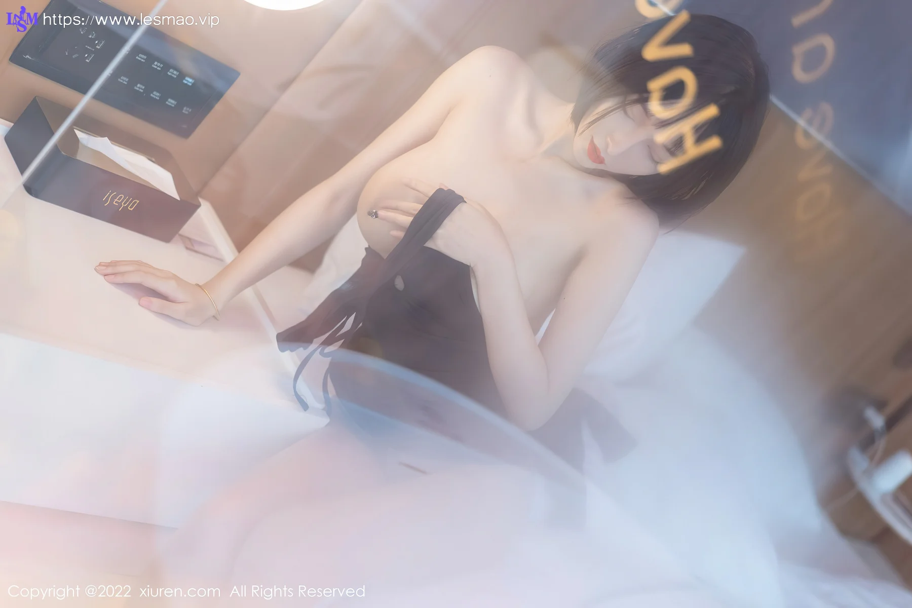 XiuRen 秀人 No.5046 魅惑原色丝袜 玥儿玥er 性感写真3 - 38