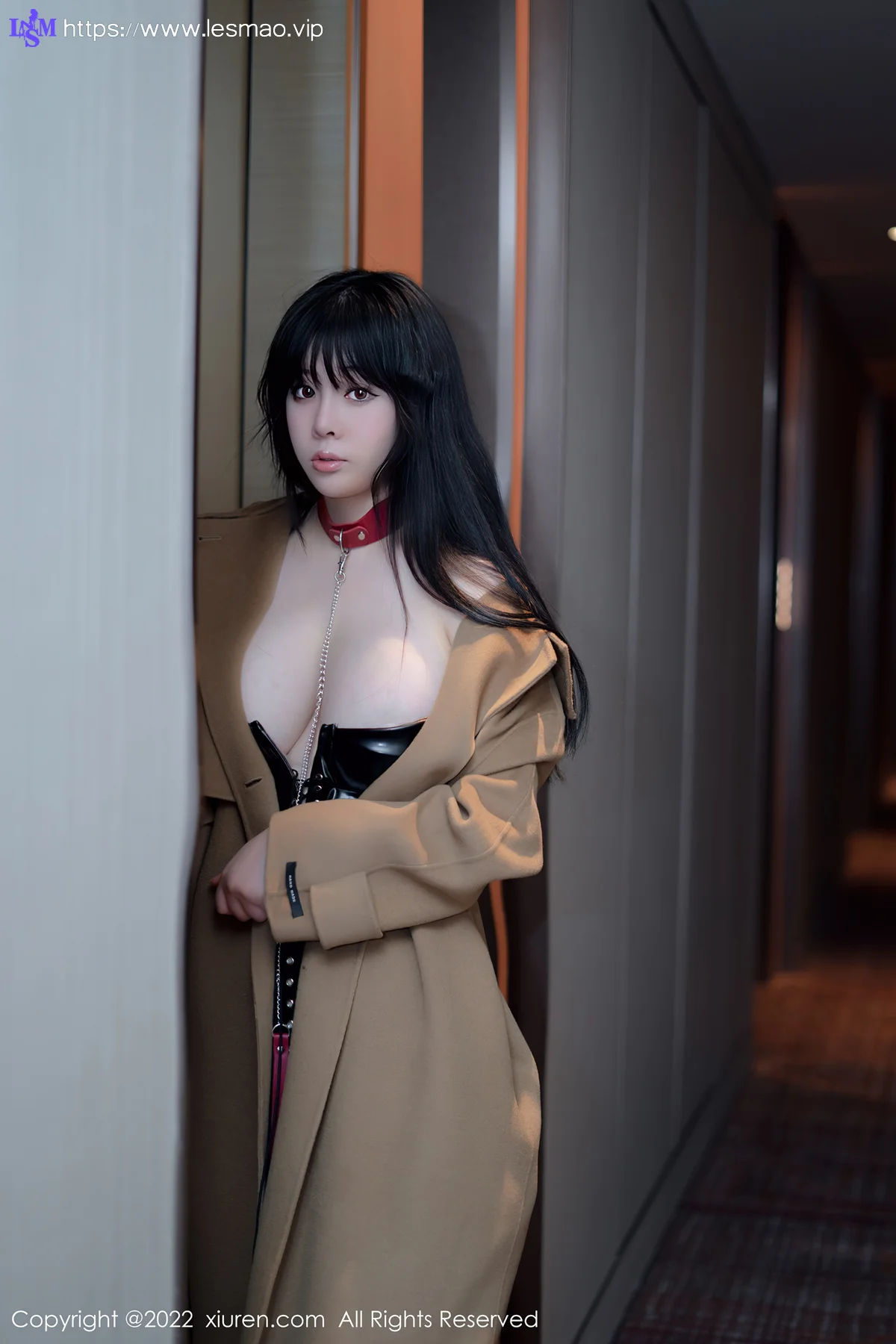 XiuRen 秀人 No.5090 丰腴御姐 徐媛媛 性感写真 - 12