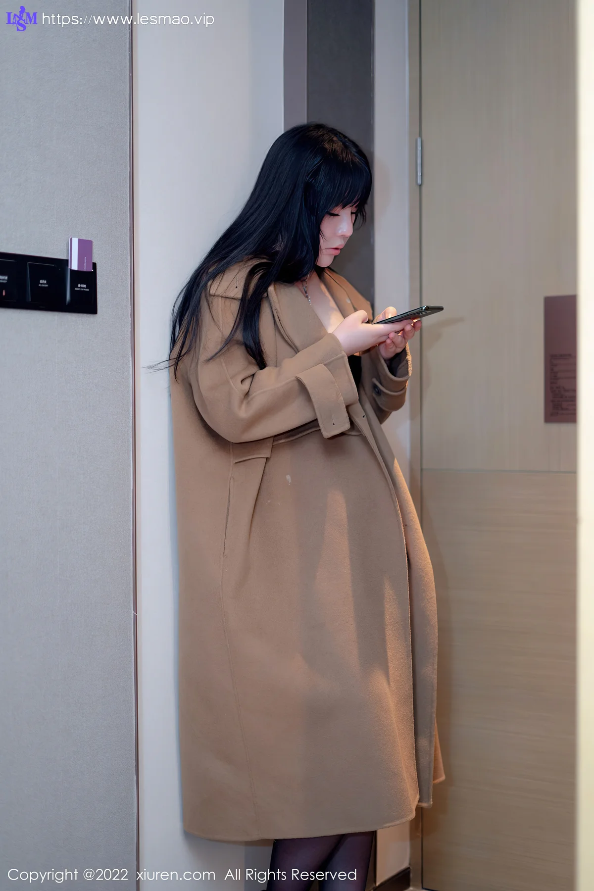 XiuRen 秀人 No.5090 丰腴御姐 徐媛媛 性感写真 - 14