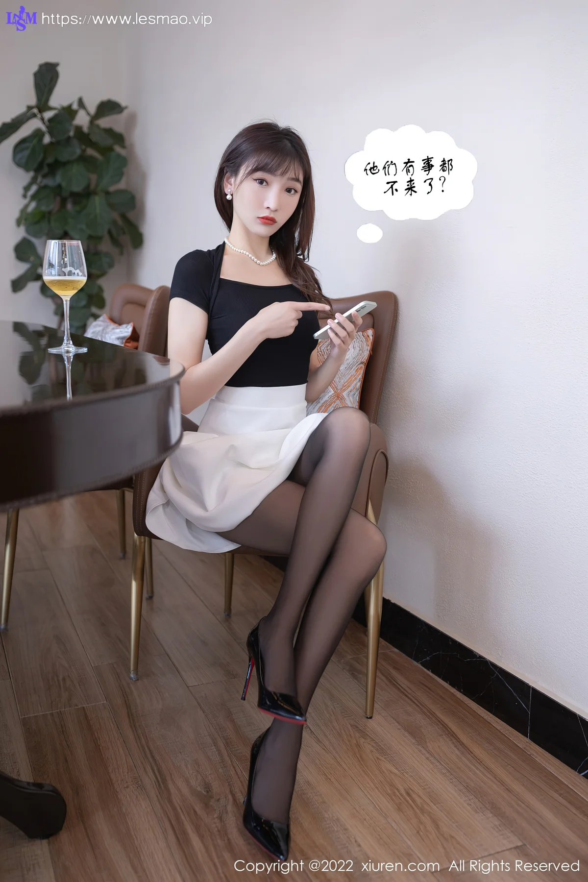 XiuRen 秀人 No.5095 黑色收身上衣 陆萱萱 珠三角旅拍 - 16