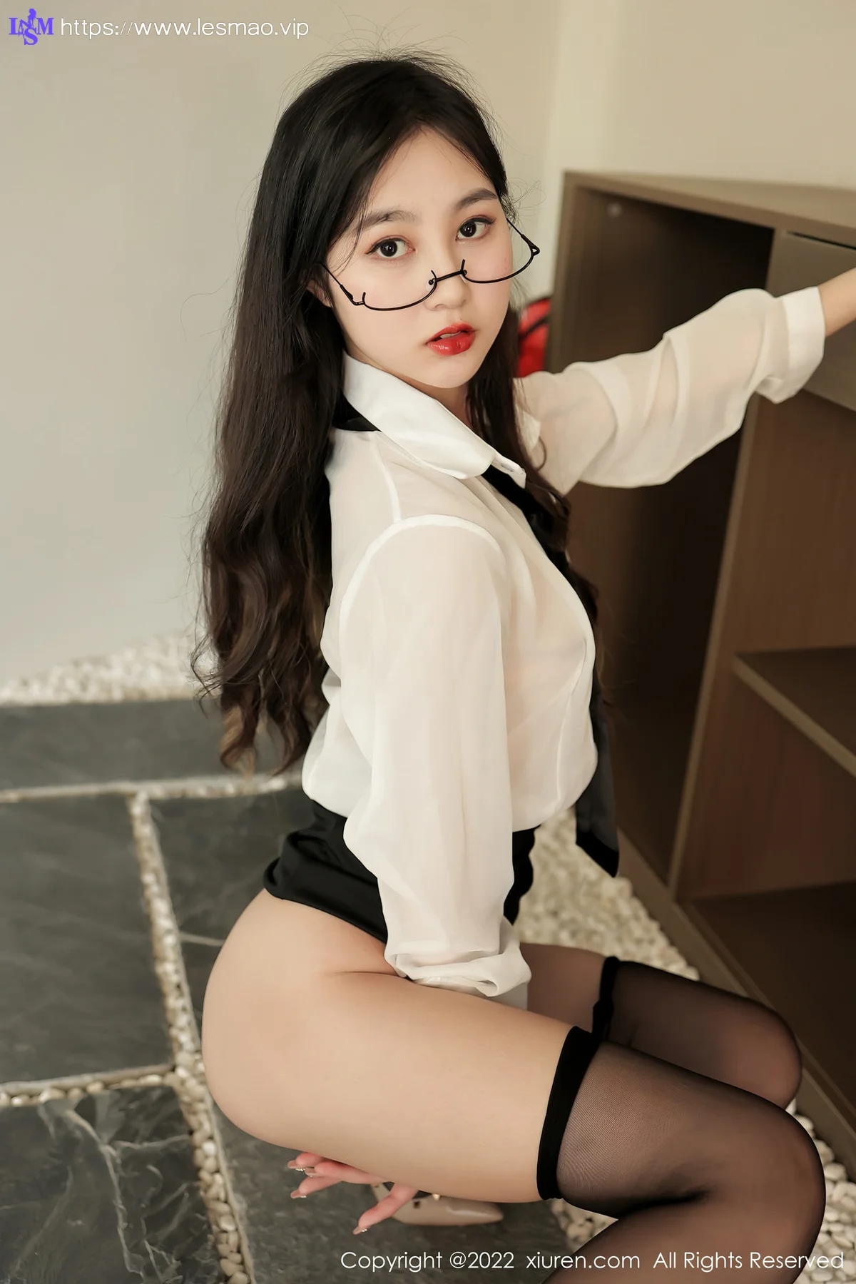 XiuRen 秀人 No.5117 眼镜萝莉 谢晚晚 性感写真22 - 62