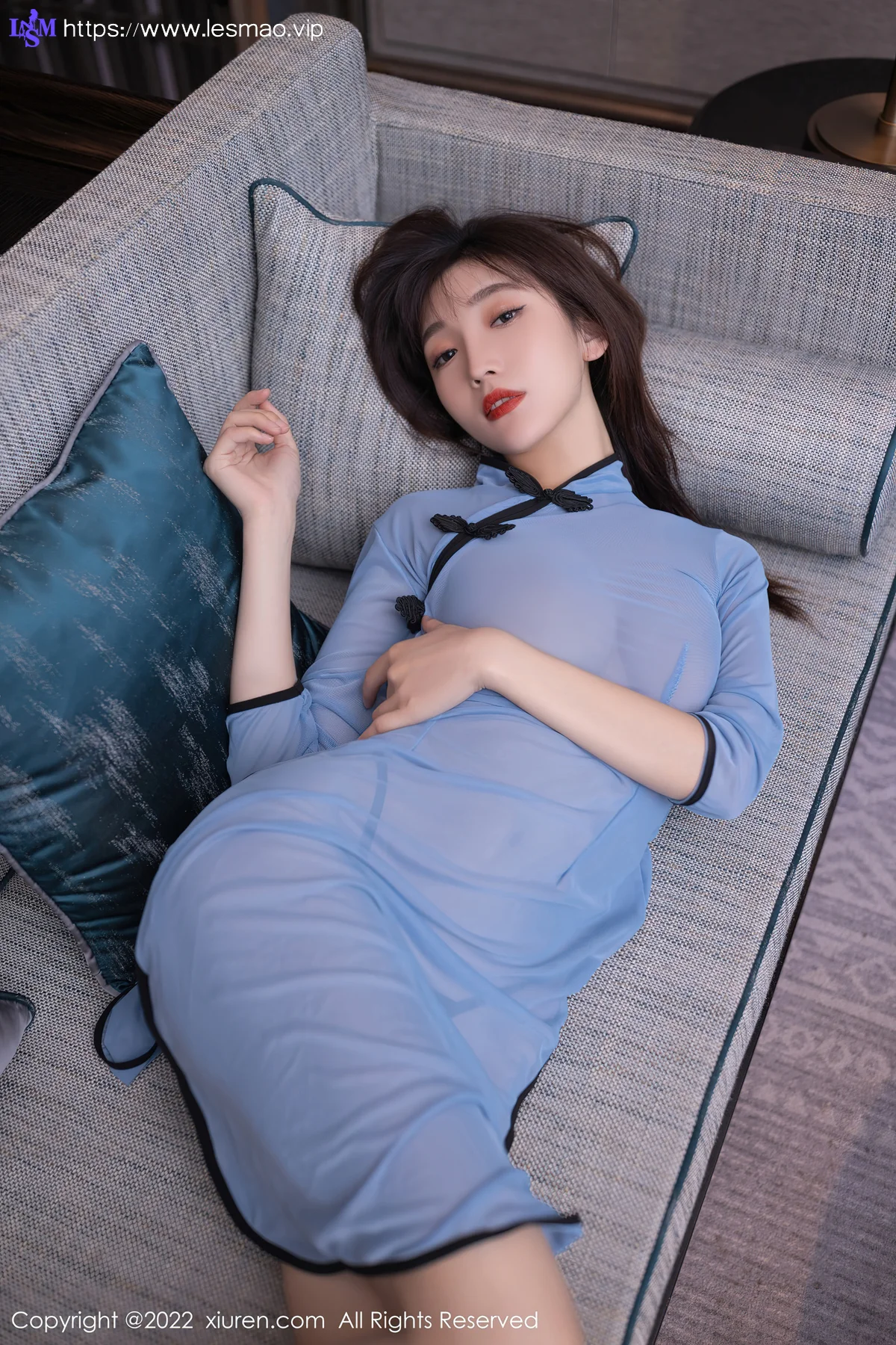 XiuRen 秀人 No.5126 蓝色轻透旗袍 陆萱萱 性感写真111 - 40