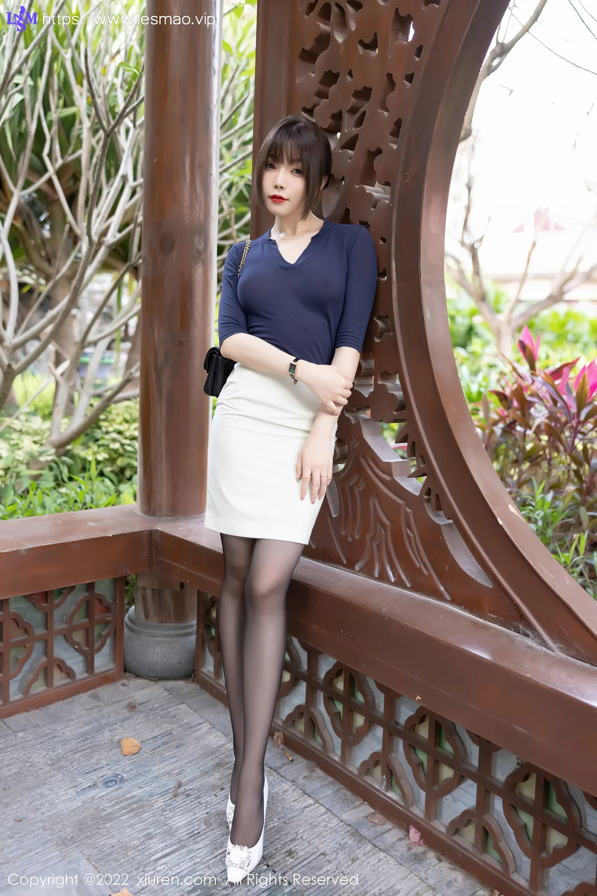 XiuRen 秀人 No.5132 诱人黑丝 芝芝Booty 性感写真11 - 22