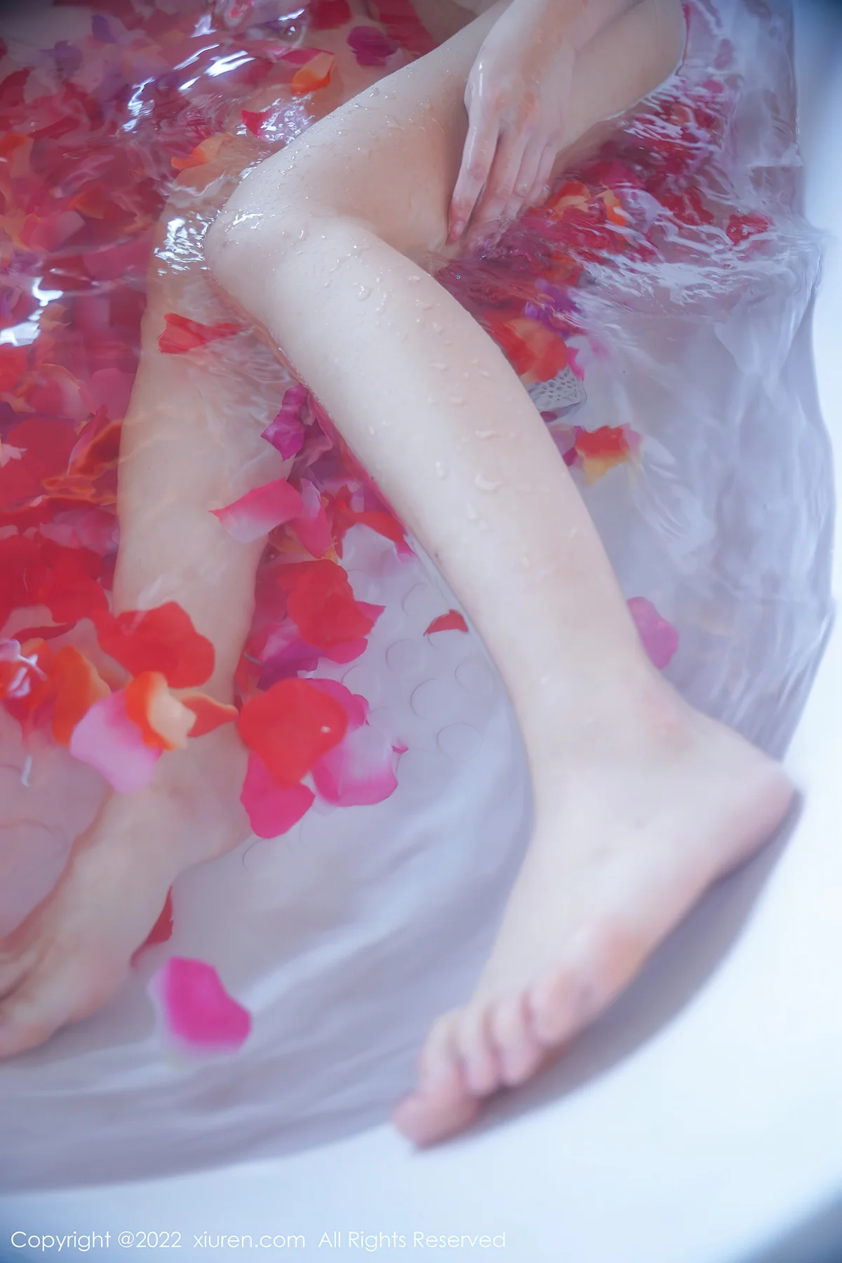 XiuRen 秀人 No.5134 蒸汽浴衣花瓣浴 西门小玉 性感写真33 - 56