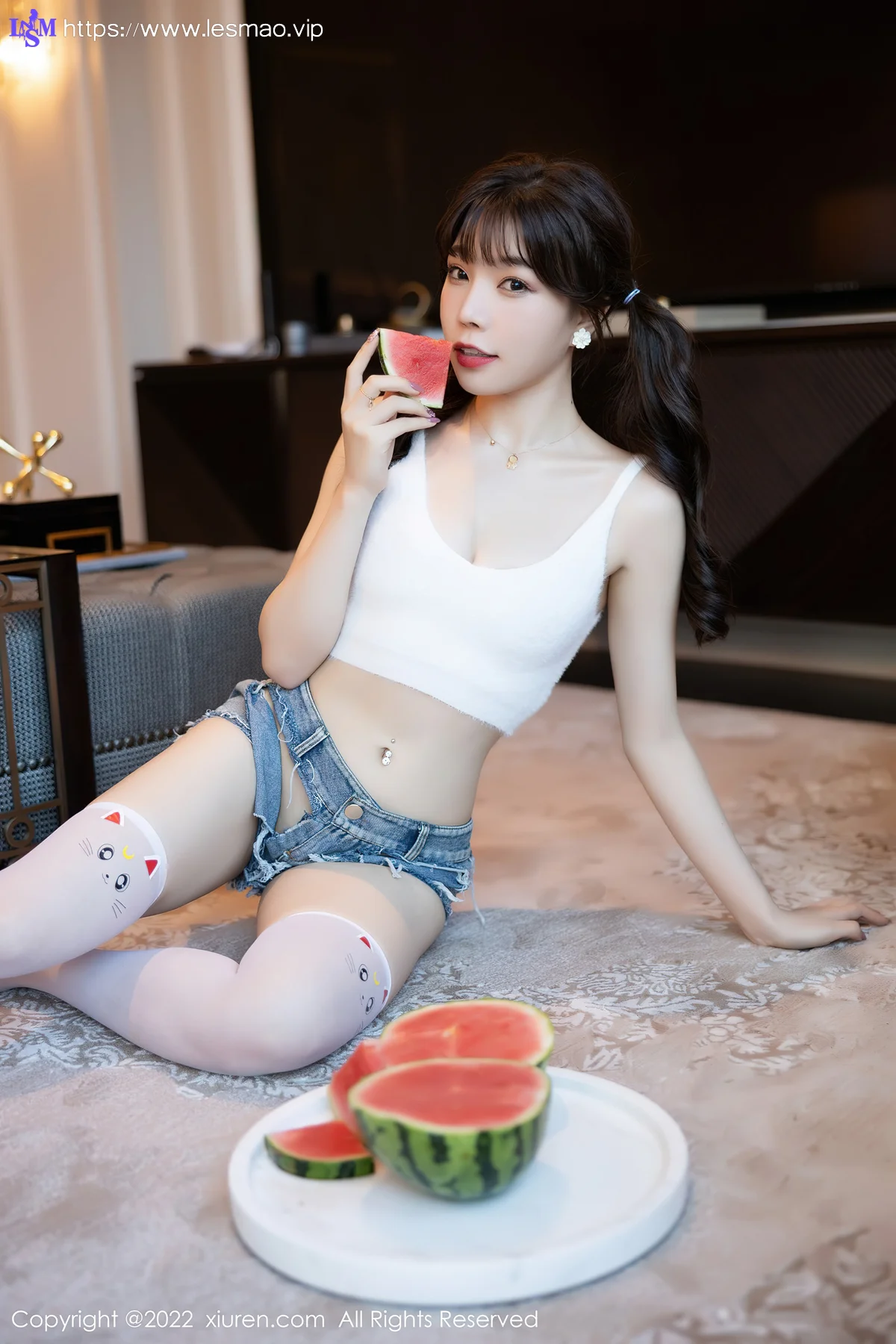 XiuRen 秀人 No.5138 丝袜短裙 芝芝Booty 厦门旅拍2 - 16