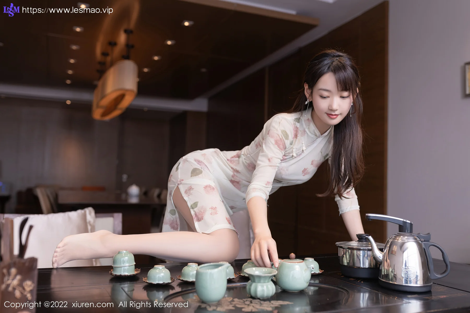 XiuRen 秀人 No.5139 轻透旗袍 唐安琪 广州旅拍11 - 16