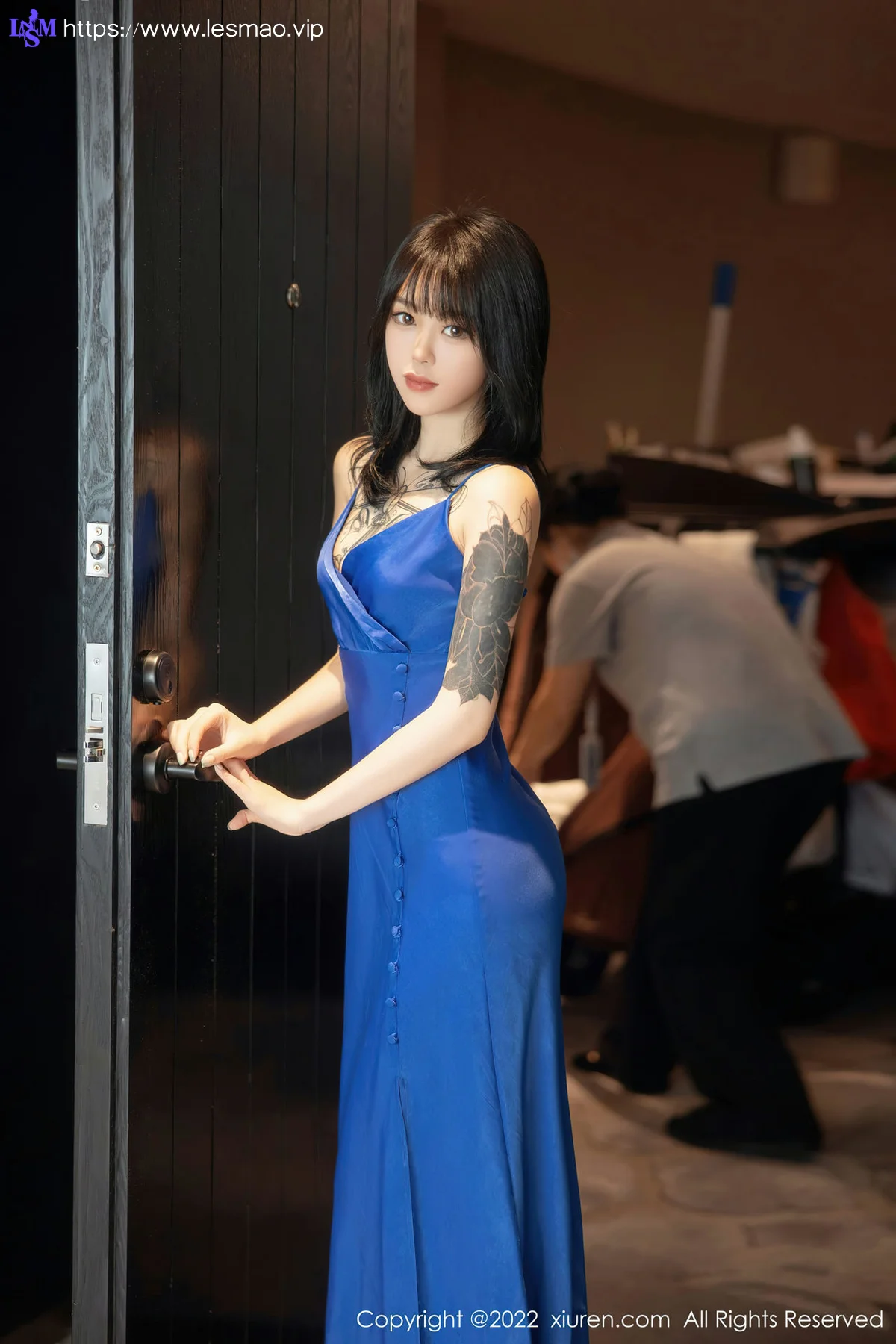 XiuRen 秀人 No.5165 奶瓶. 蓝色吊带裙性感写真11 - 79