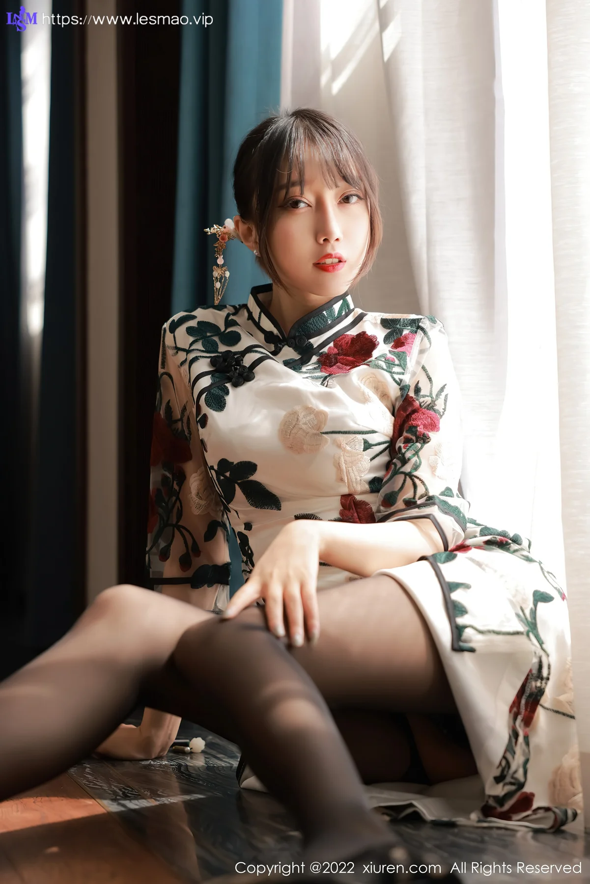 XiuRen 秀人 No.5199 旗袍娇躯 玥儿玥er 澳门旅拍11 - 26