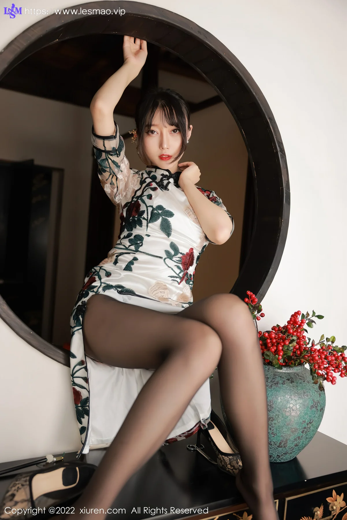 XiuRen 秀人 No.5199 旗袍娇躯 玥儿玥er 澳门旅拍11 - 43