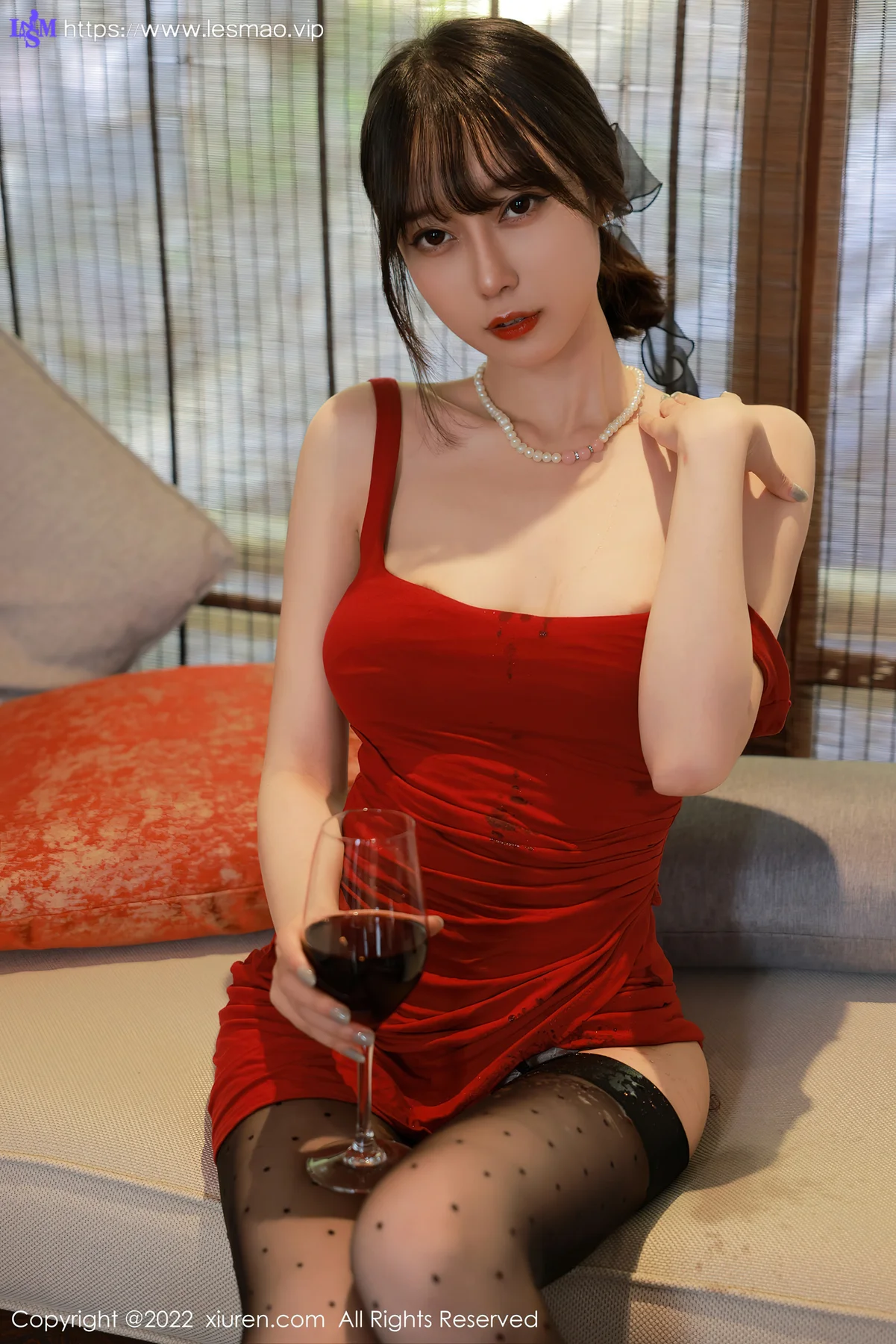 XiuRen 秀人 No.5231 红色连衣裙 玥儿玥er 澳门旅拍1 - 17