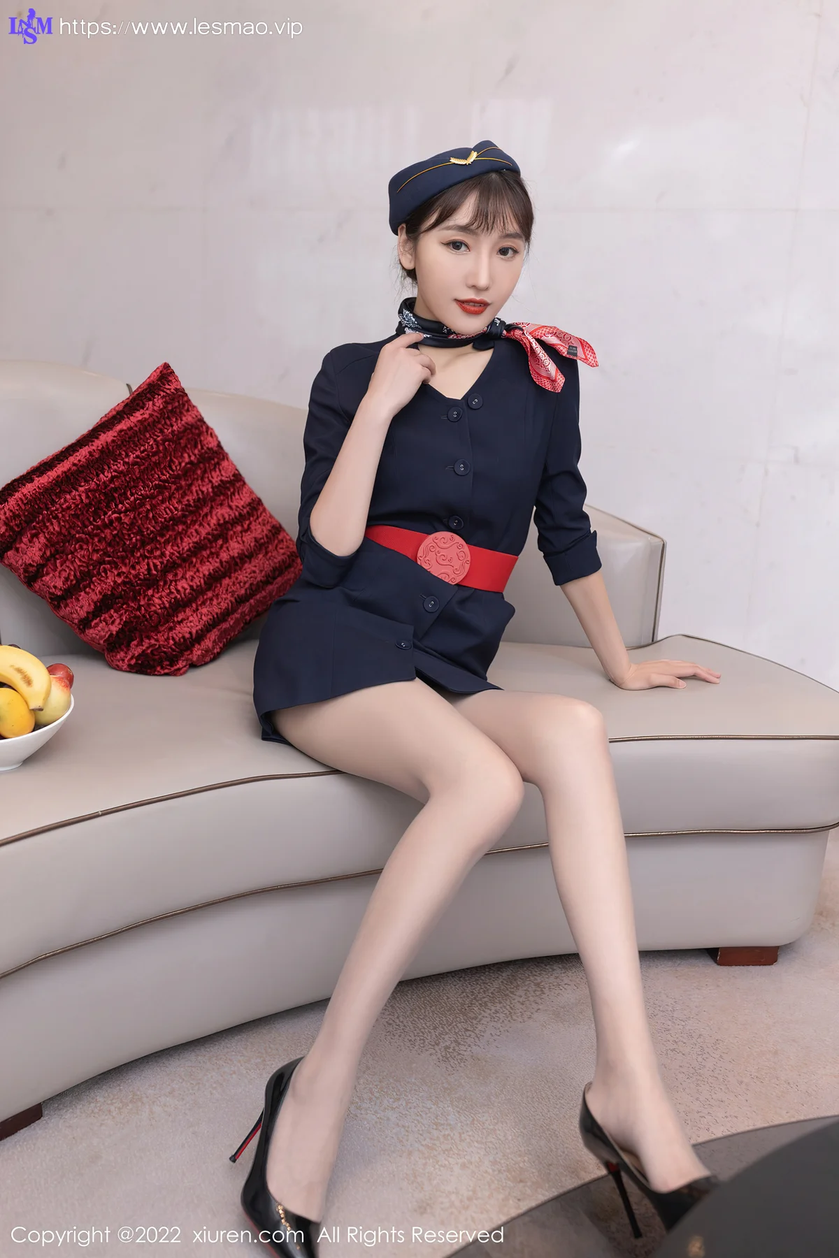 XiuRen 秀人 No.5245 空姐制服 陆萱萱 广州-云南旅拍11 - 12