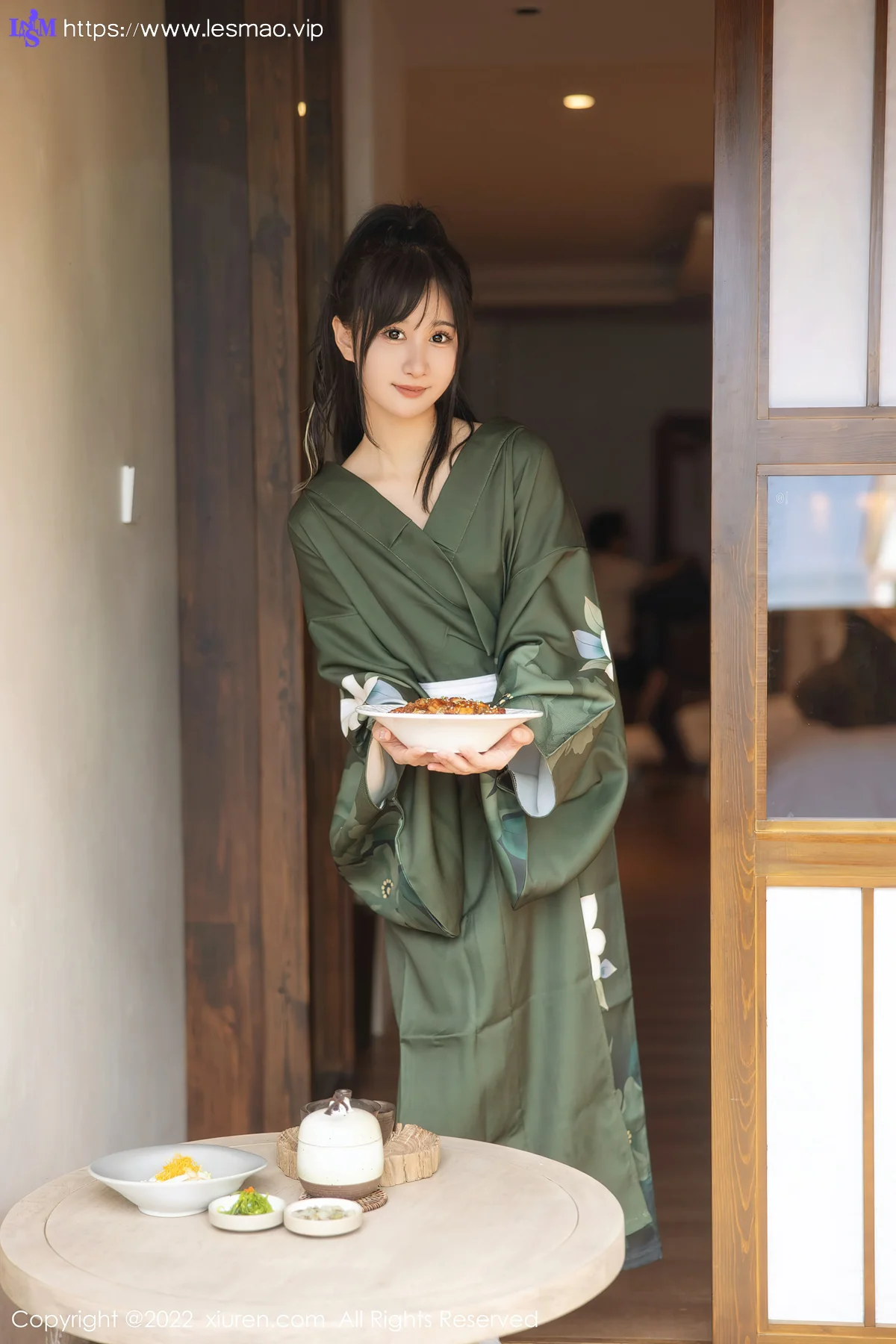 XiuRen 秀人 No.5256 暗灰绿色和服 小果冻儿 大理旅拍11 - 13