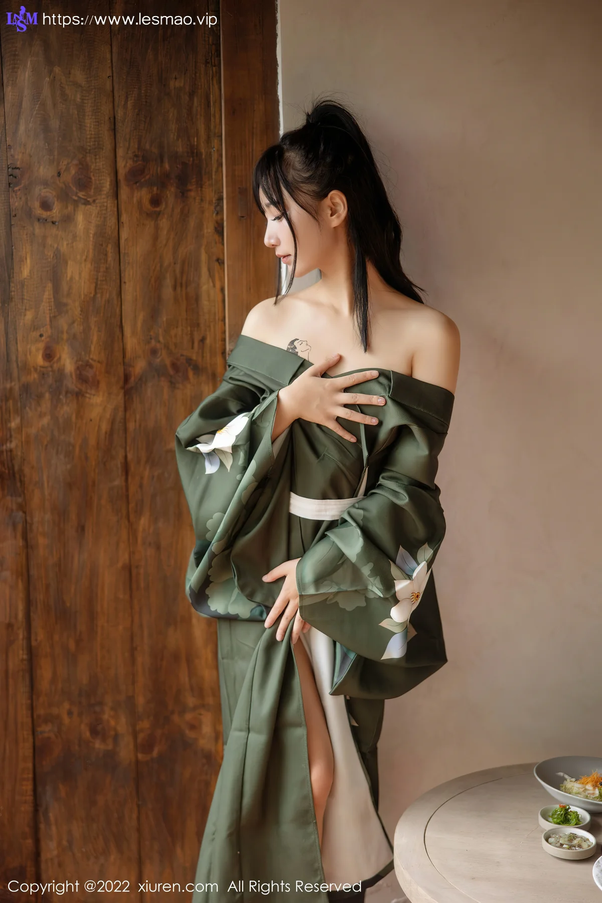 XiuRen 秀人 No.5256 暗灰绿色和服 小果冻儿 大理旅拍11 - 19