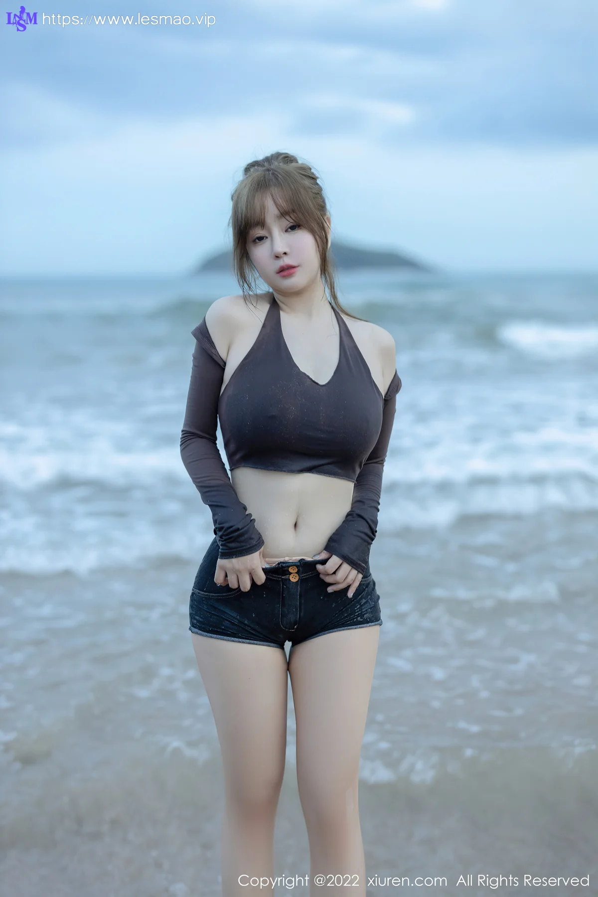 XiuRen 秀人 No.5281 收身短款上衣 王雨纯 海南万宁旅拍1 - 19