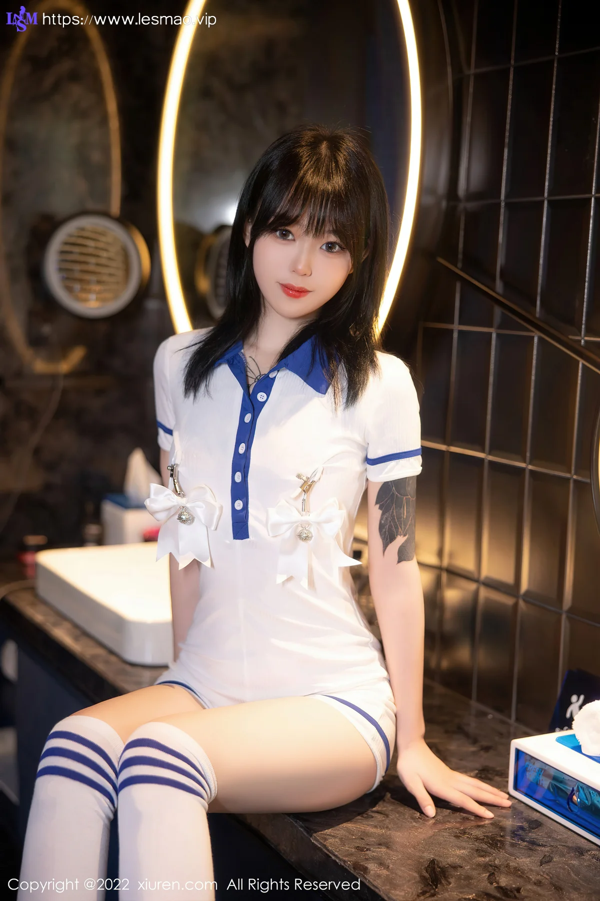 XiuRen 秀人 No.5291 白色水手服 奶瓶. 性感写真1 - 36