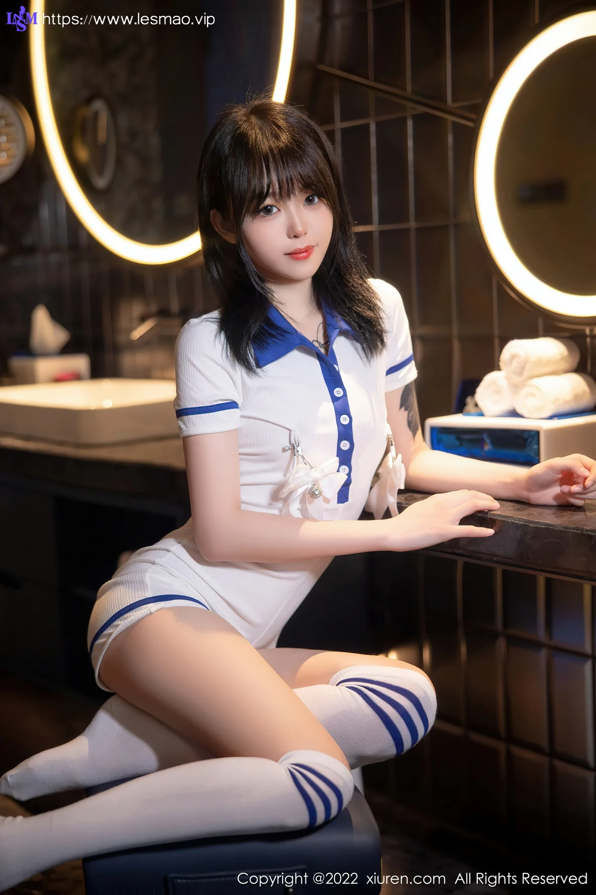 XiuRen 秀人 No.5291 白色水手服 奶瓶. 性感写真1 - 44