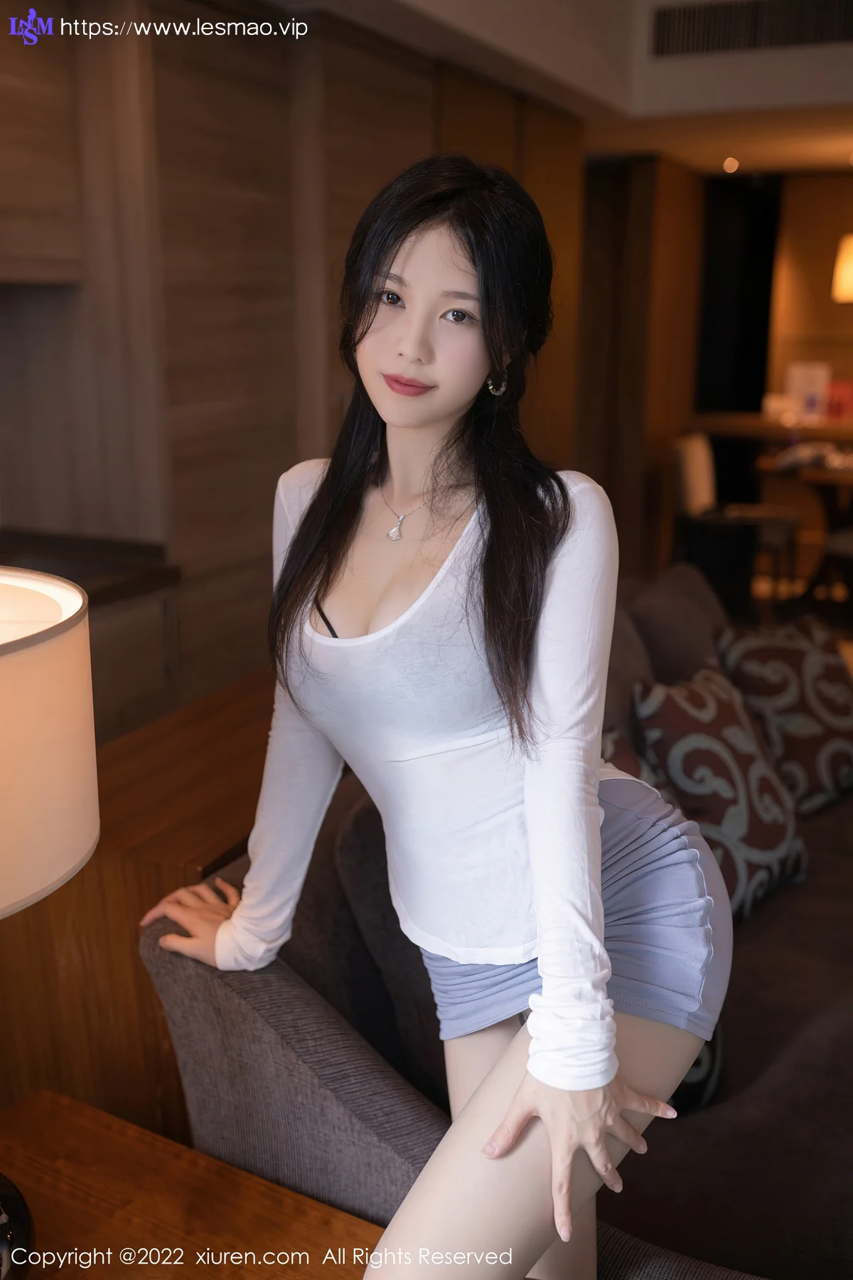 XiuRen 秀人 No.5305 灰色丝袜 利世 性感写真22 - 19