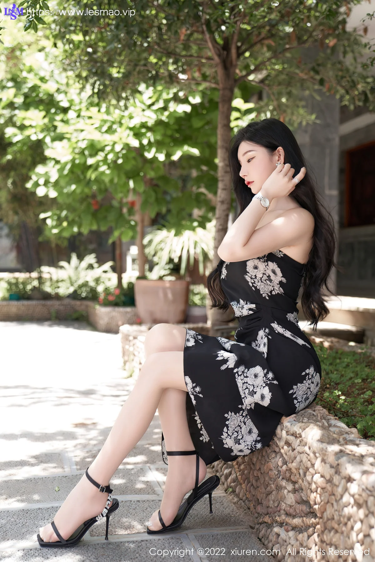 XiuRen 秀人 No.5307 冷艳女神 周于希Sally 心愿旅拍11 - 19